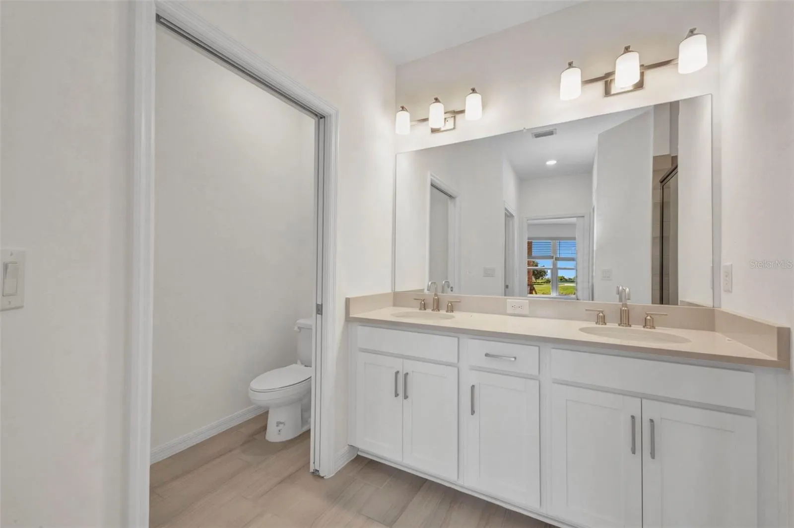23819 COLLINA WAY #102, #102