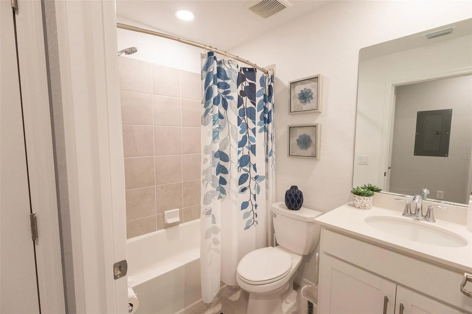 14234 HERITAGE LANDING BLVD #1014, #1014