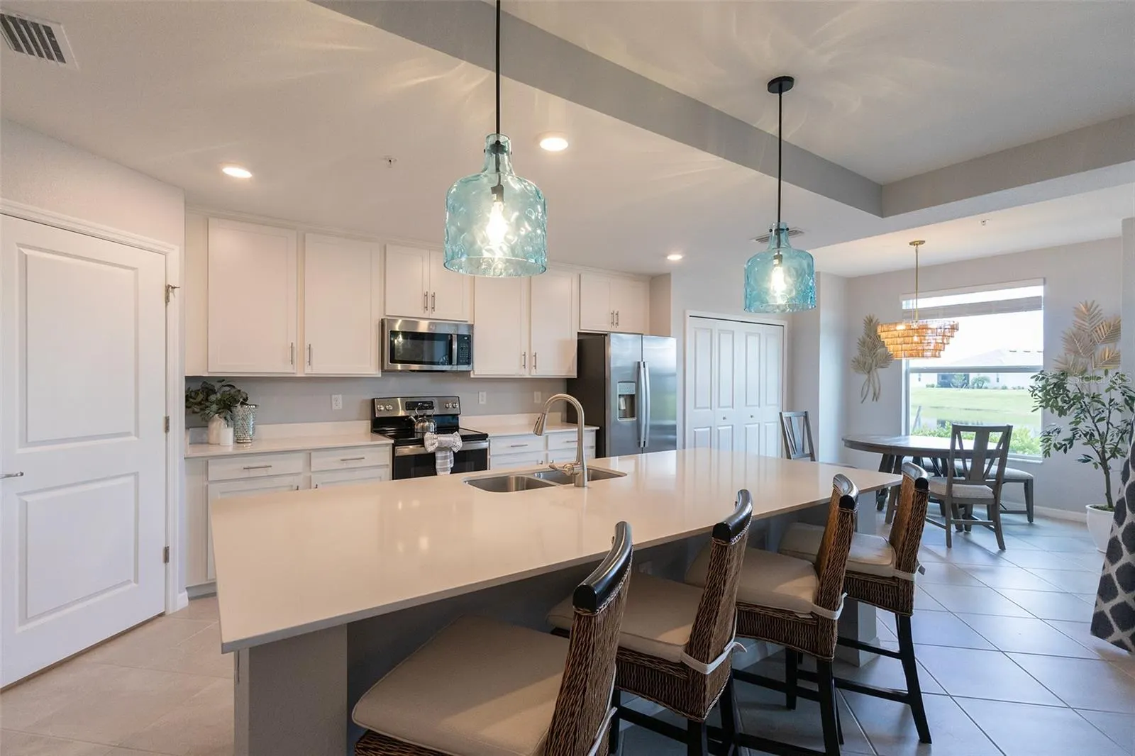14234 HERITAGE LANDING BLVD #1014, #1014
