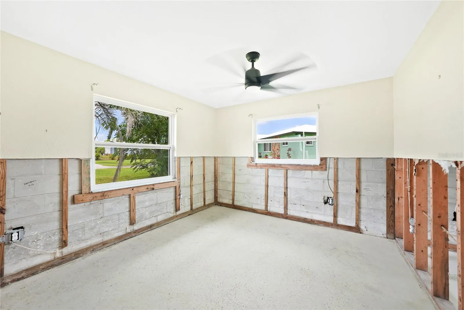 850 MARLIN DR