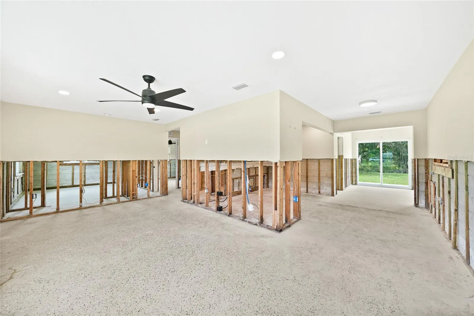 850 MARLIN DR