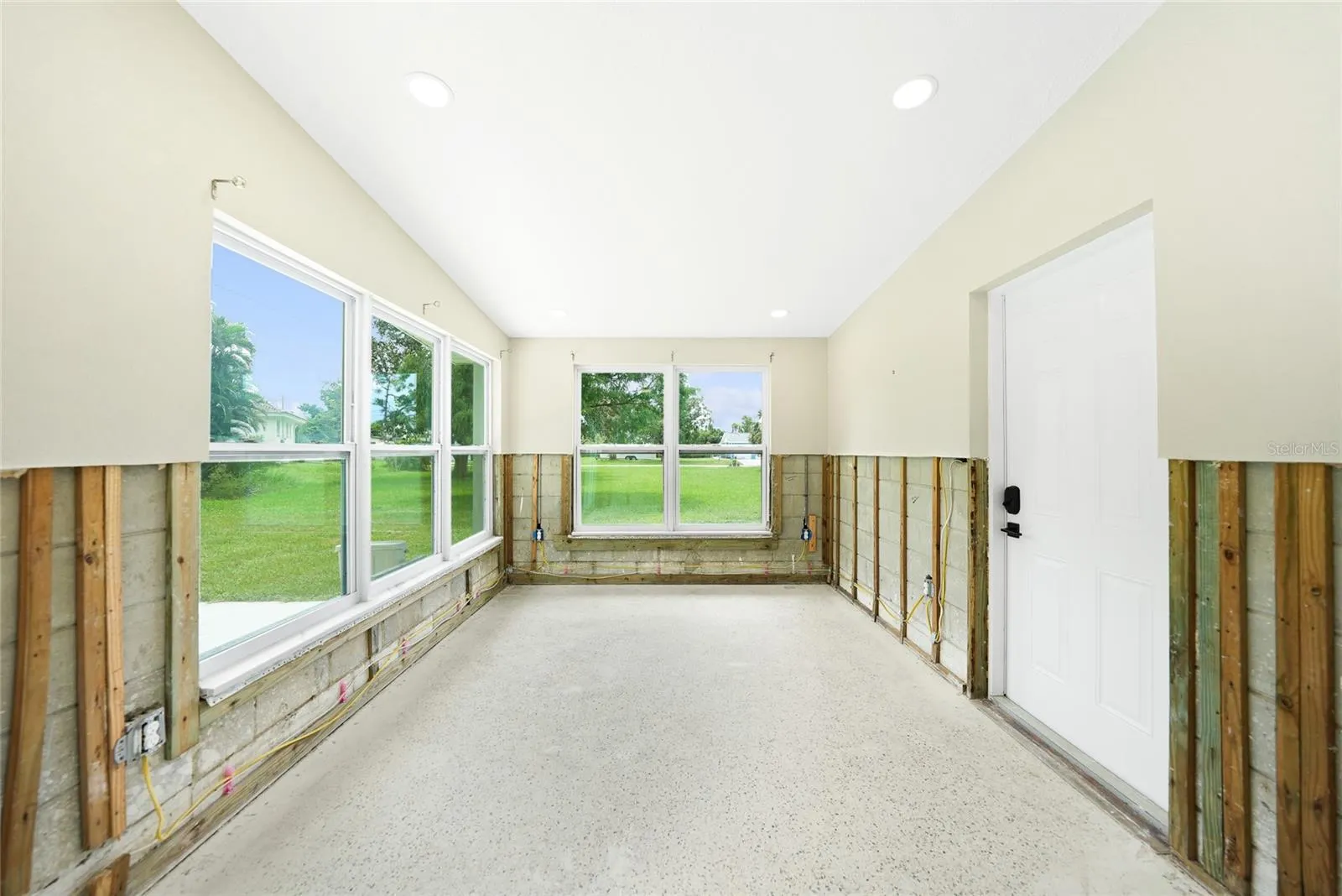 850 MARLIN DR
