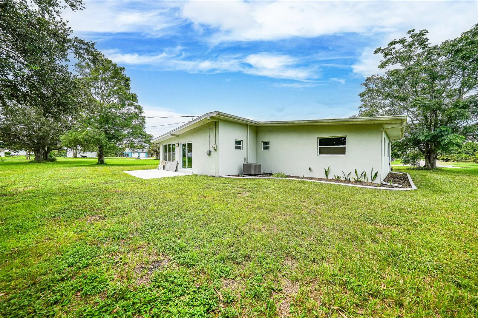 850 MARLIN DR