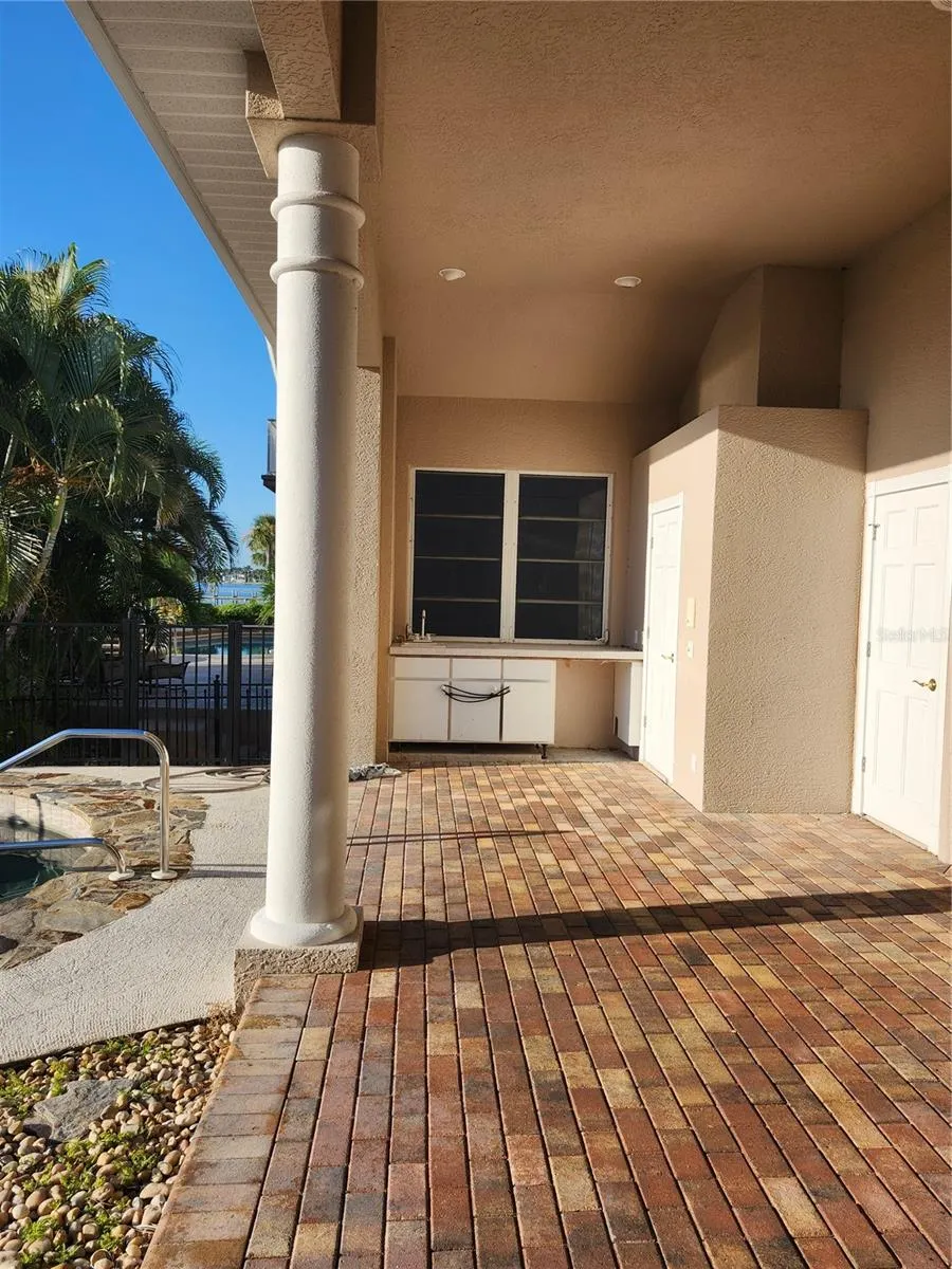 3386 DECK ST