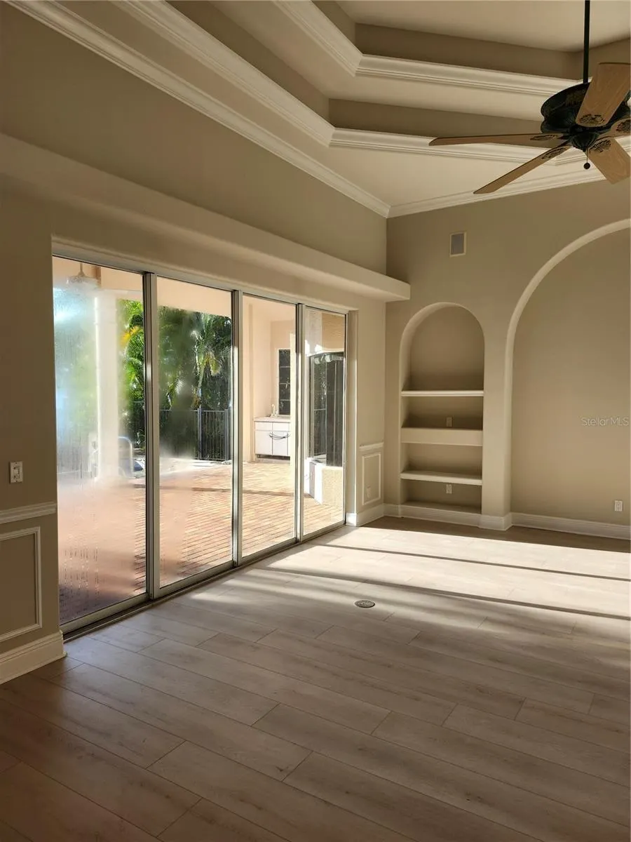 3386 DECK ST