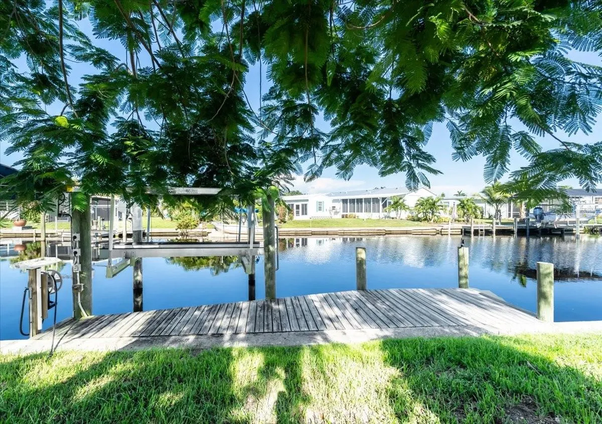 3127 BAYSIDE PKWY
