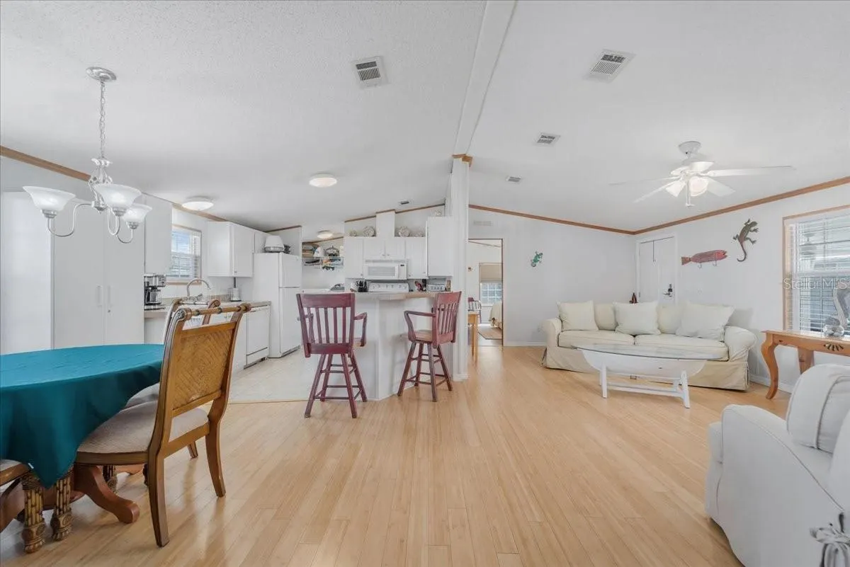 3127 BAYSIDE PKWY