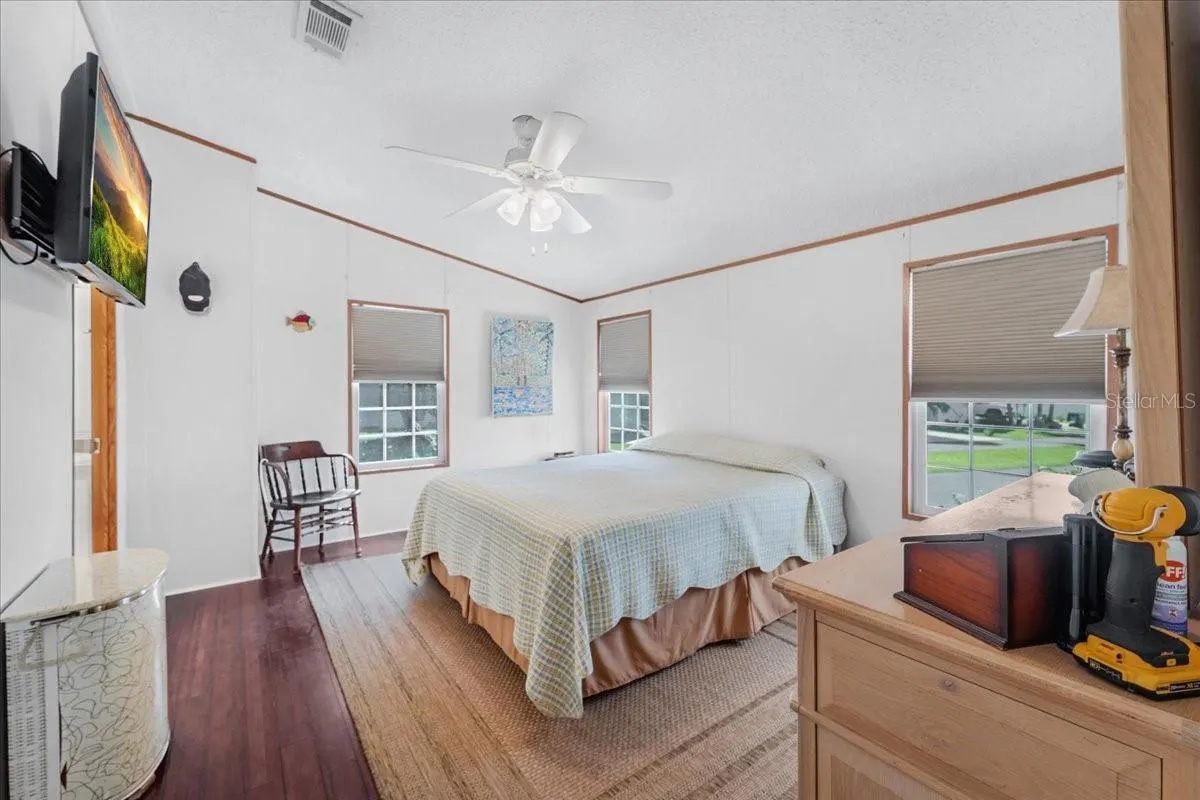 3127 BAYSIDE PKWY
