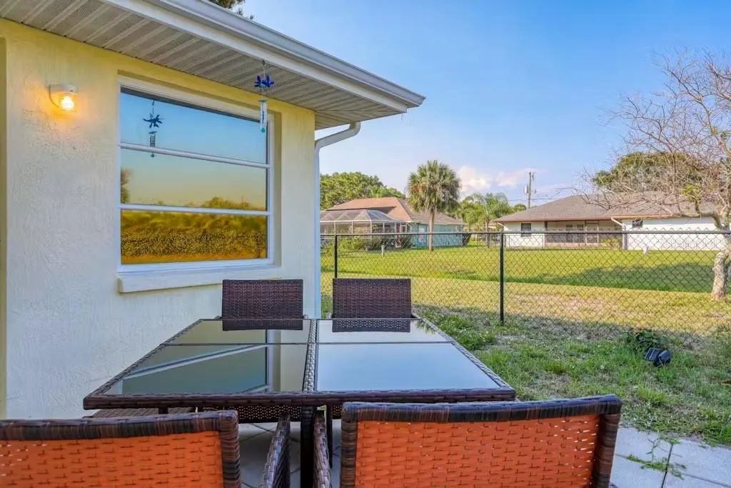 285 MARK TWAIN LN