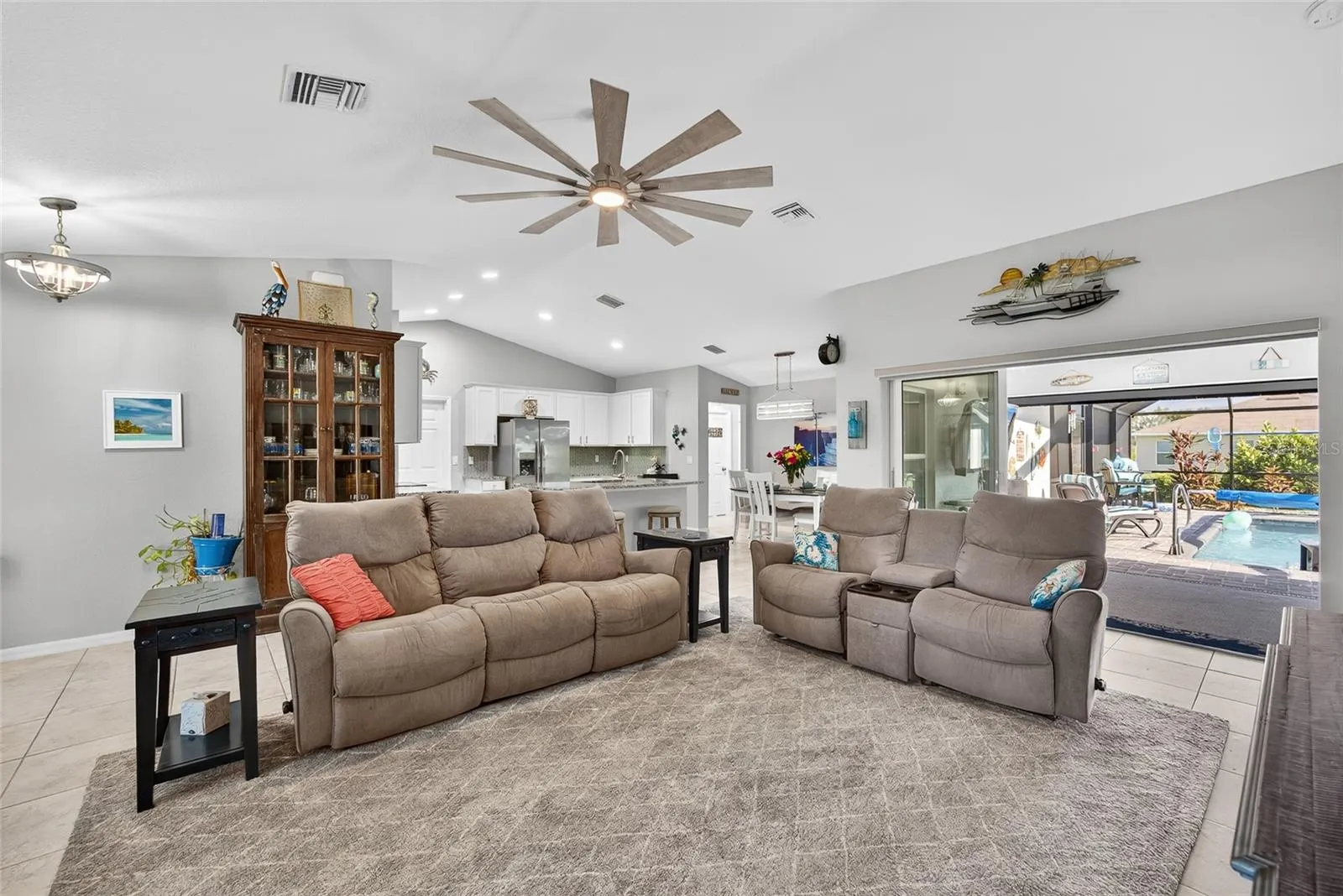 25459 ESTRADA CIR