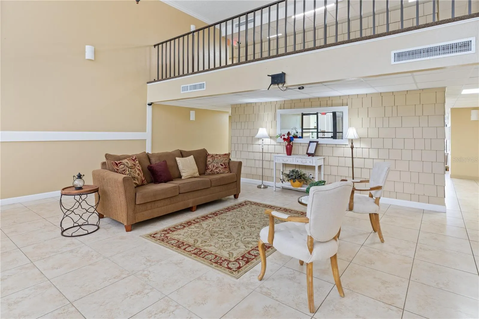 2300 AARON ST #206, #206