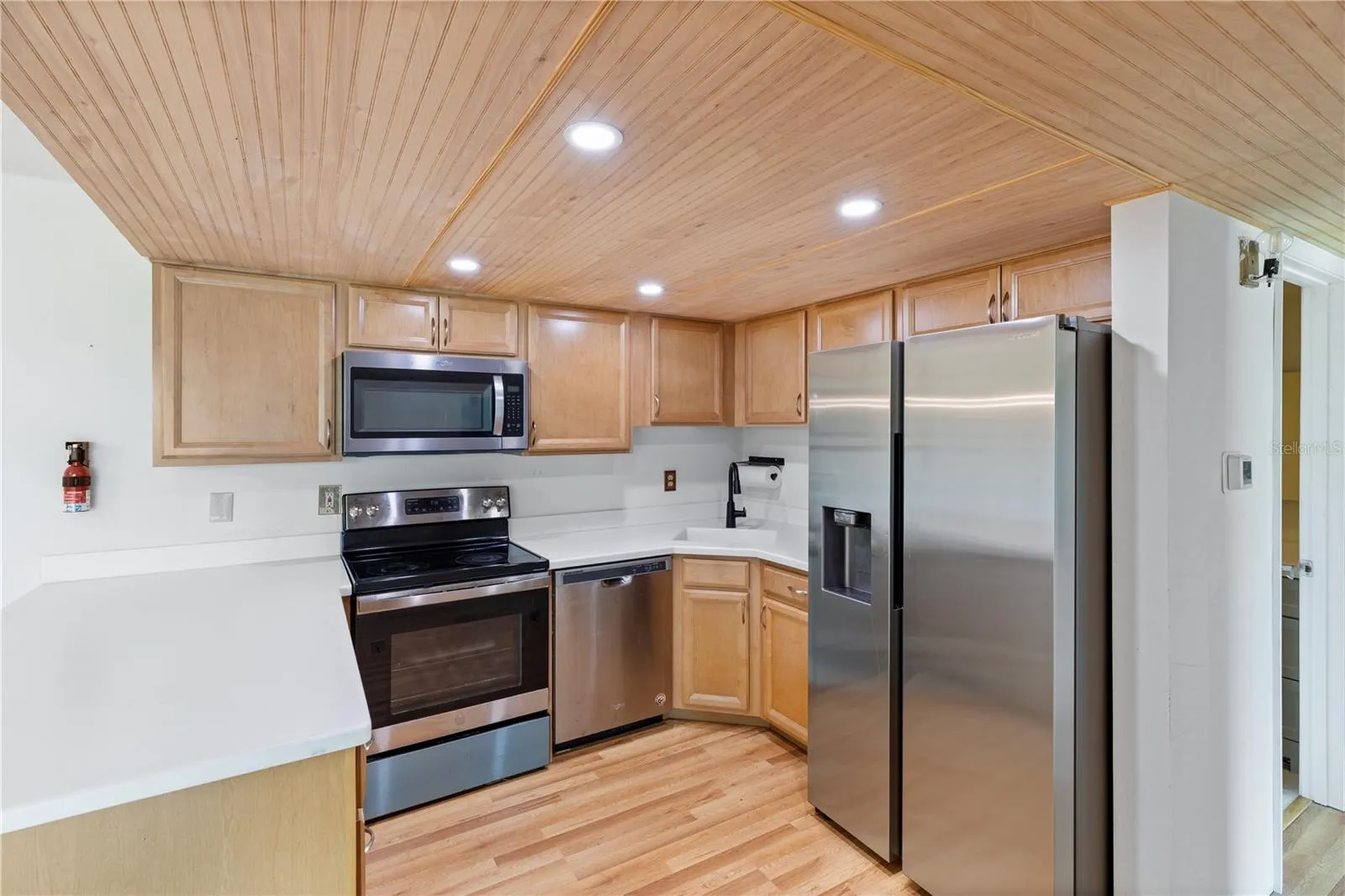 2300 AARON ST #206, #206