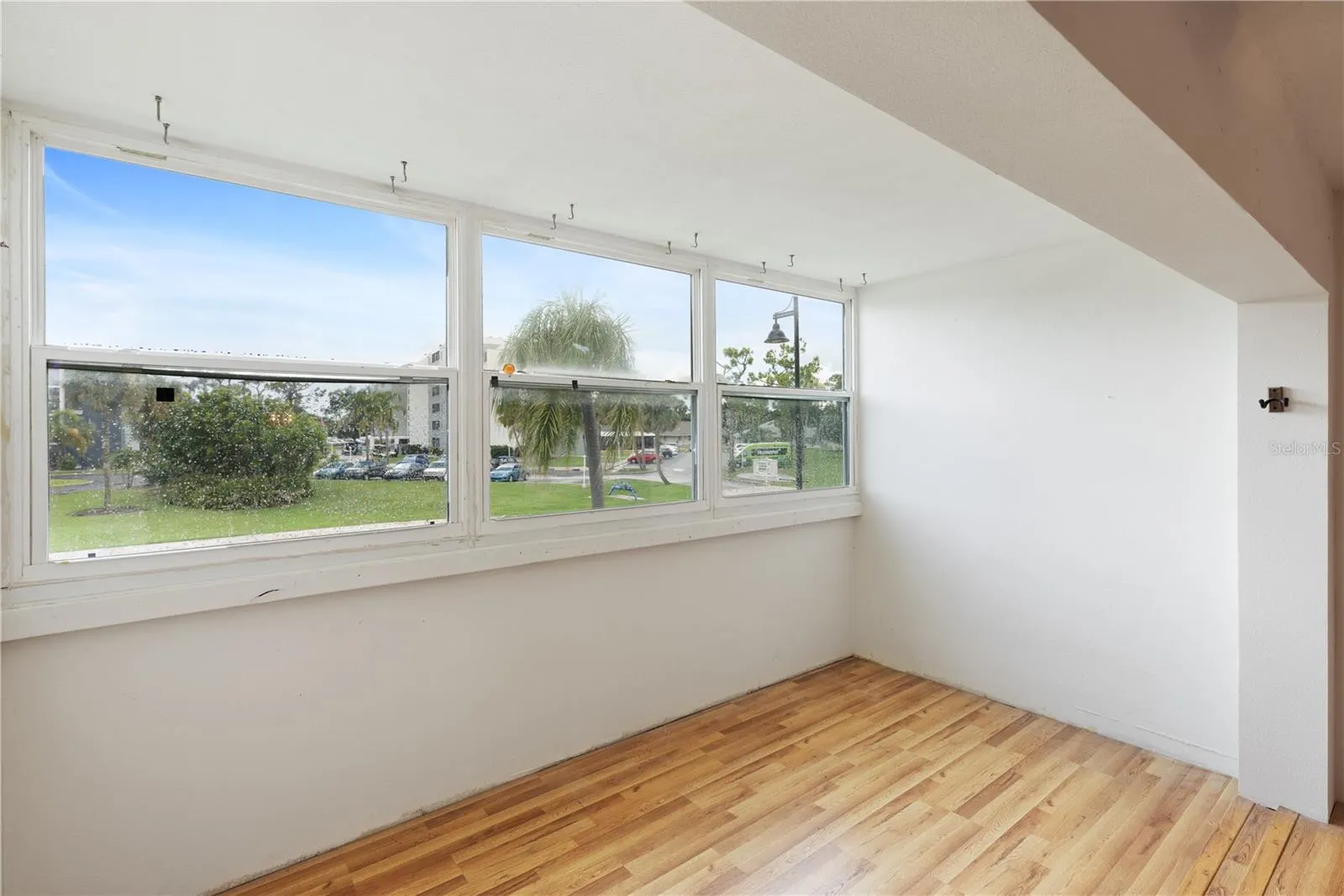 2300 AARON ST #206, #206