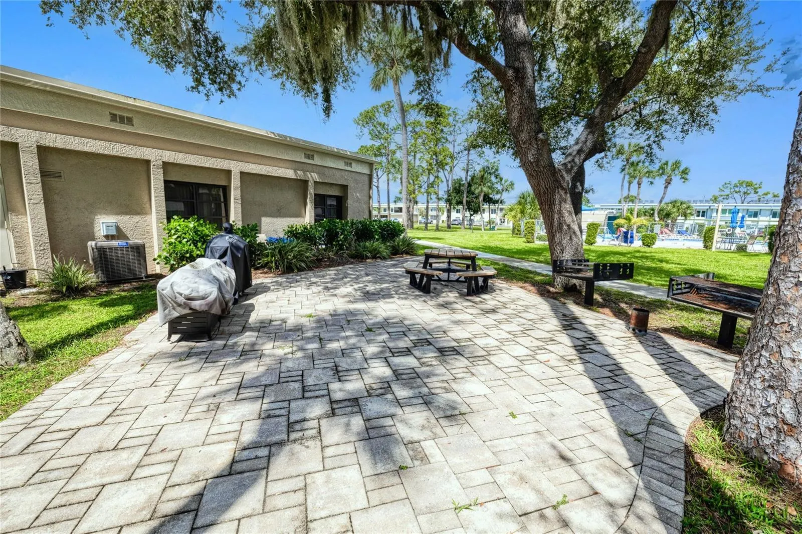 2300 AARON ST #206, #206