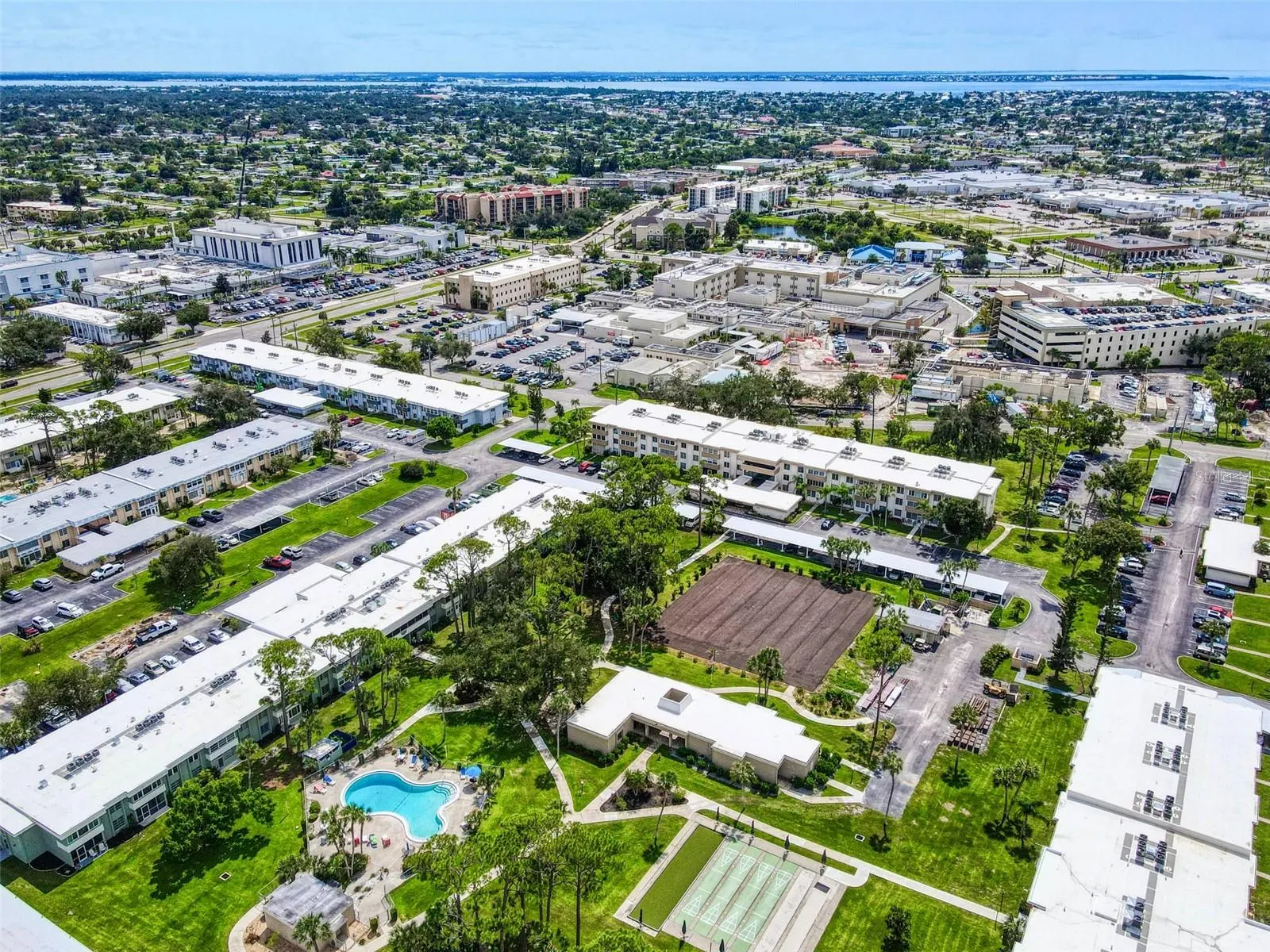 2300 AARON ST #206, #206