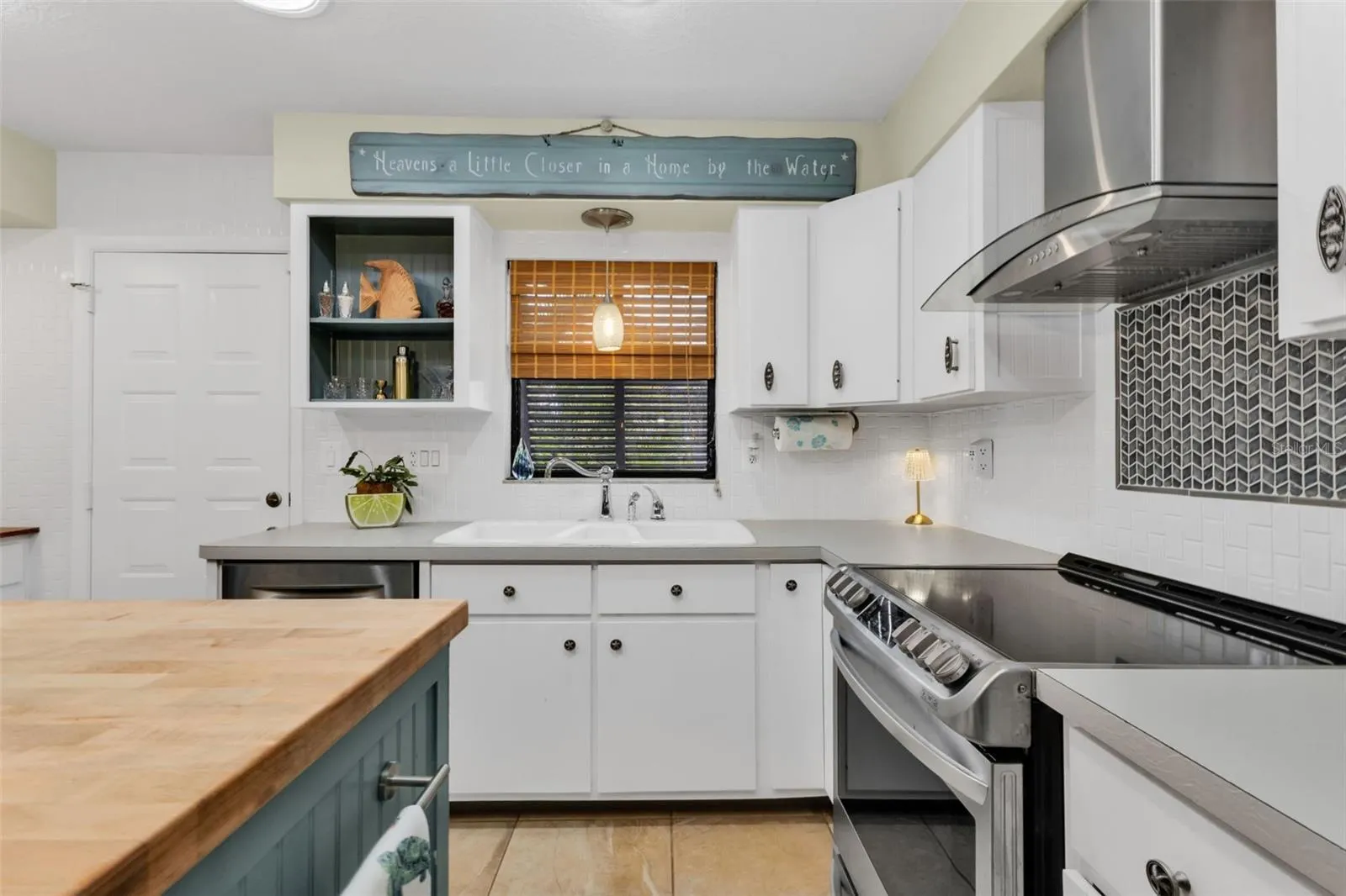 3493 PEACE RIVER DR