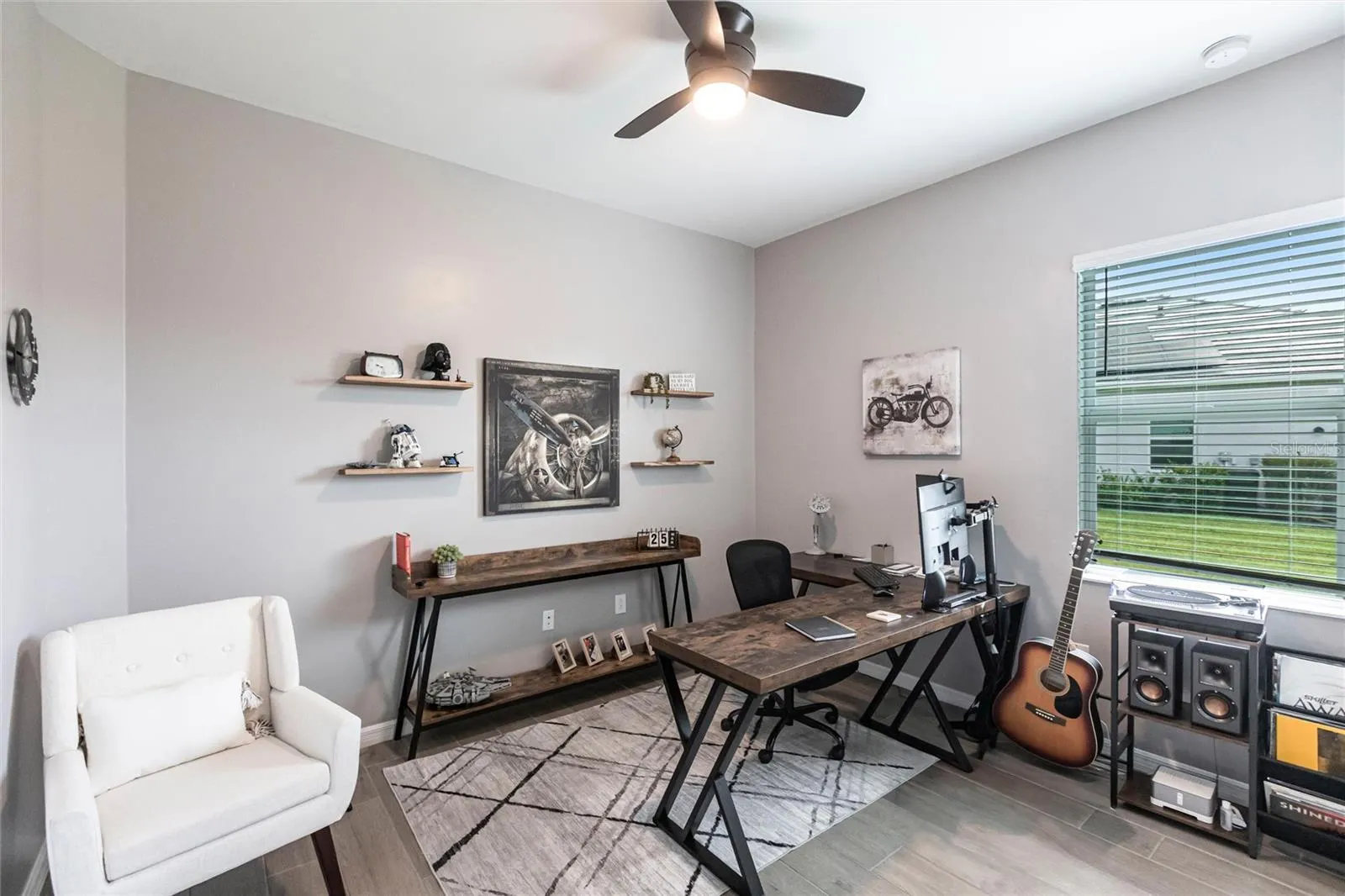 43241 BOARDWALK LOOP