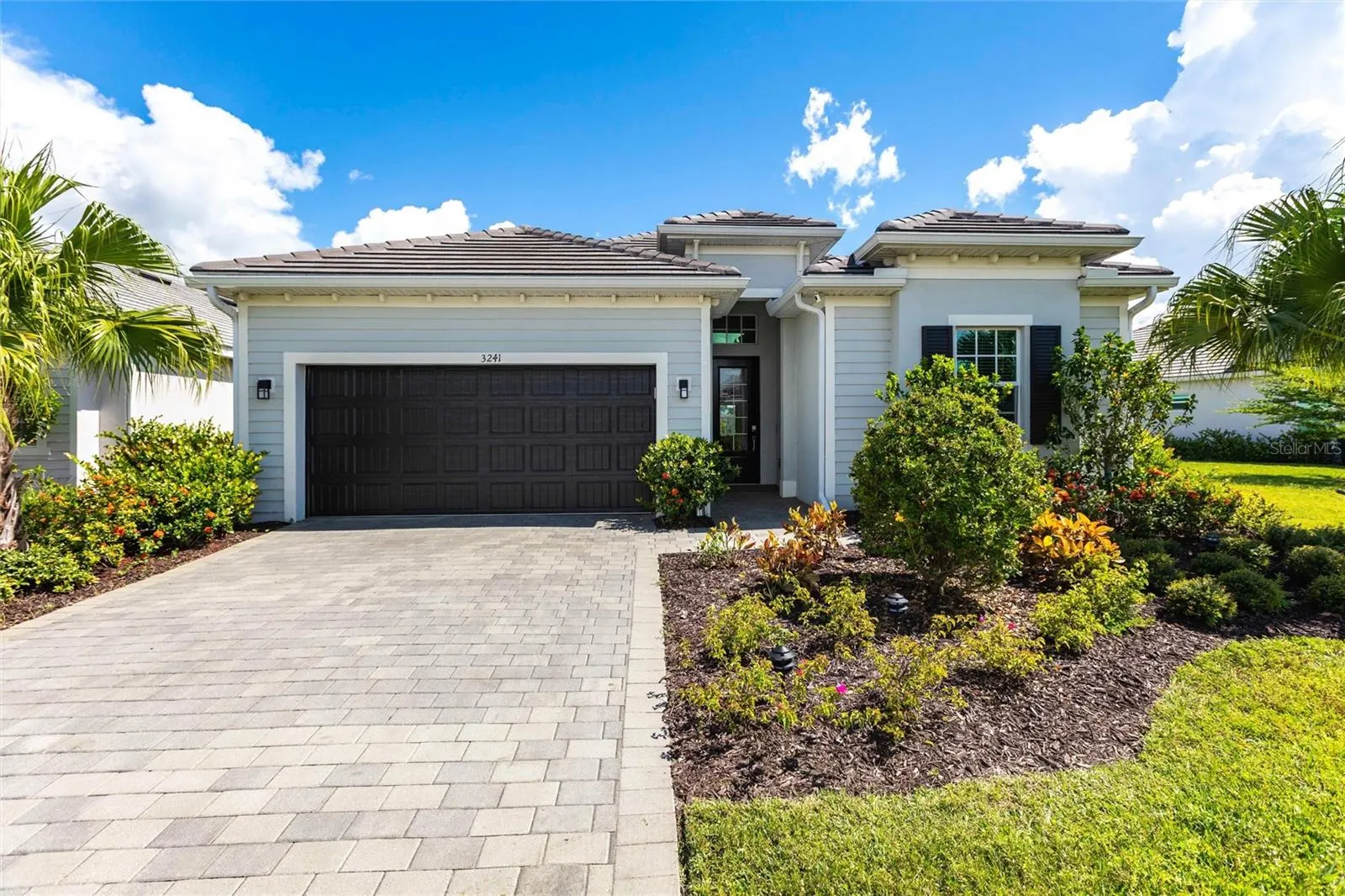 43241 BOARDWALK LOOP