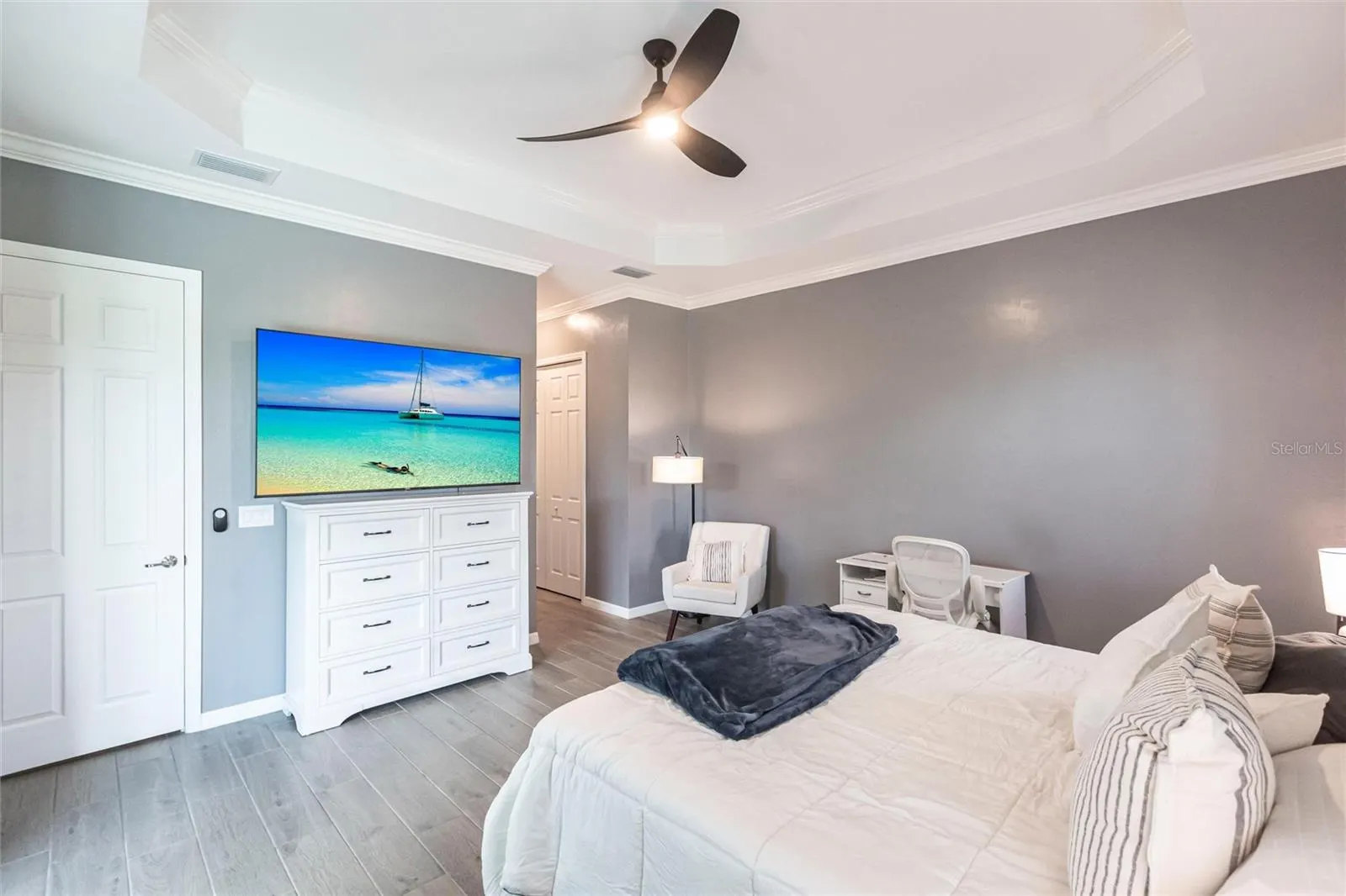 43241 BOARDWALK LOOP