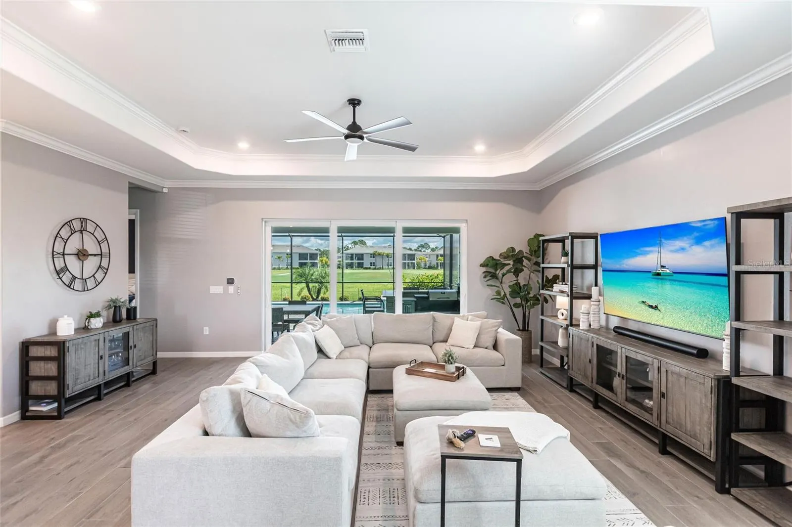 43241 BOARDWALK LOOP