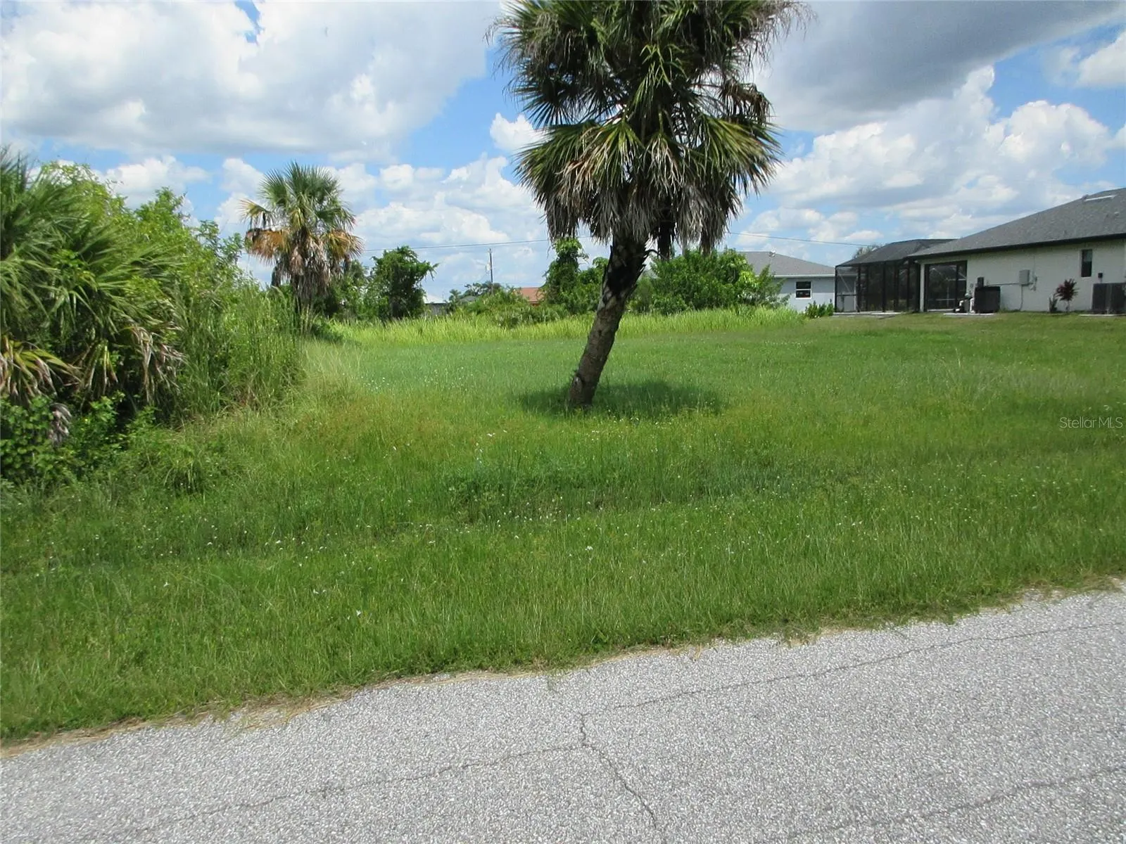 3164 MONTGOMERY DR
