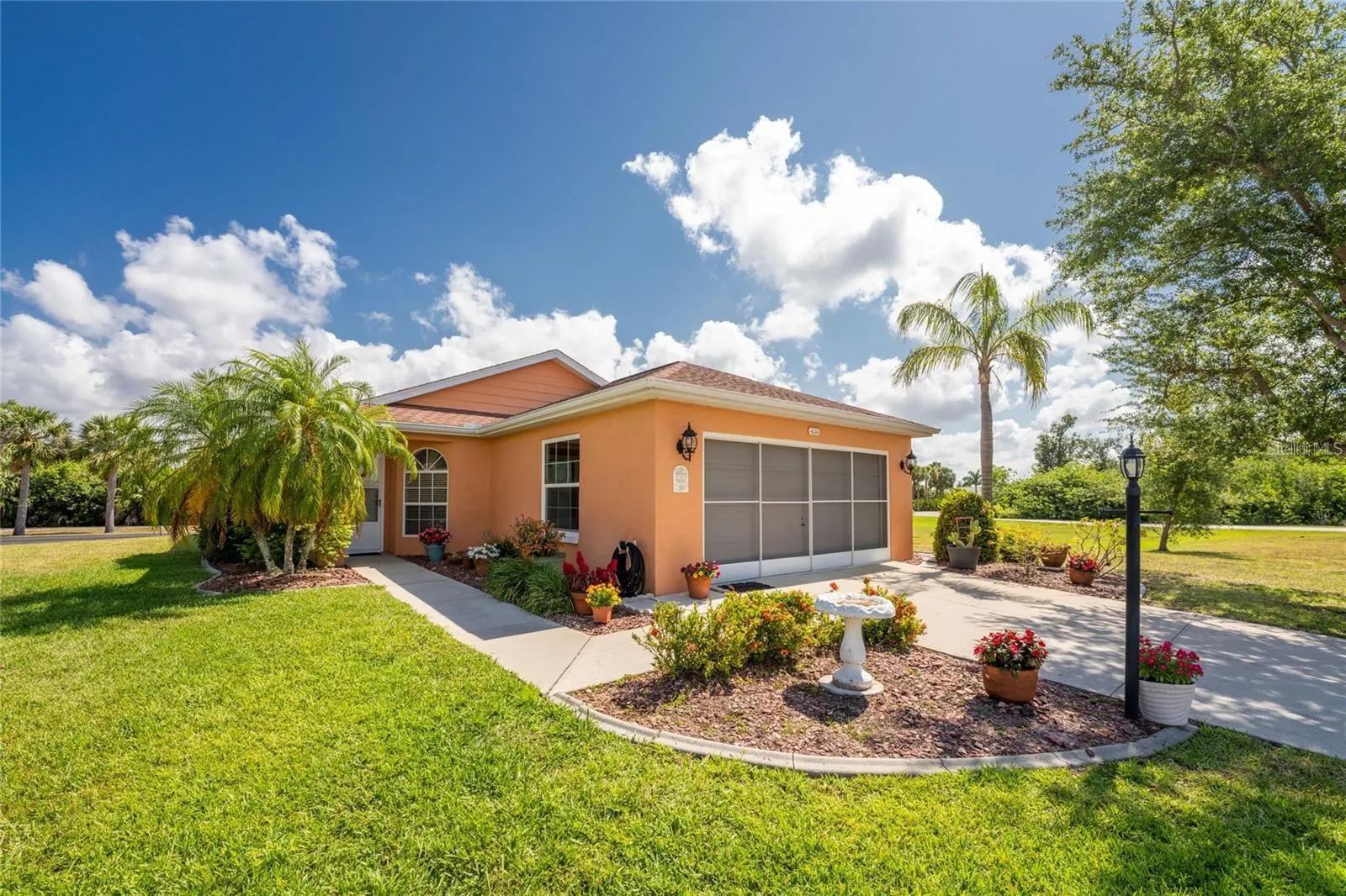 4224 OAK TERRACE CIR