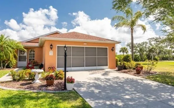 4224 OAK TERRACE CIR