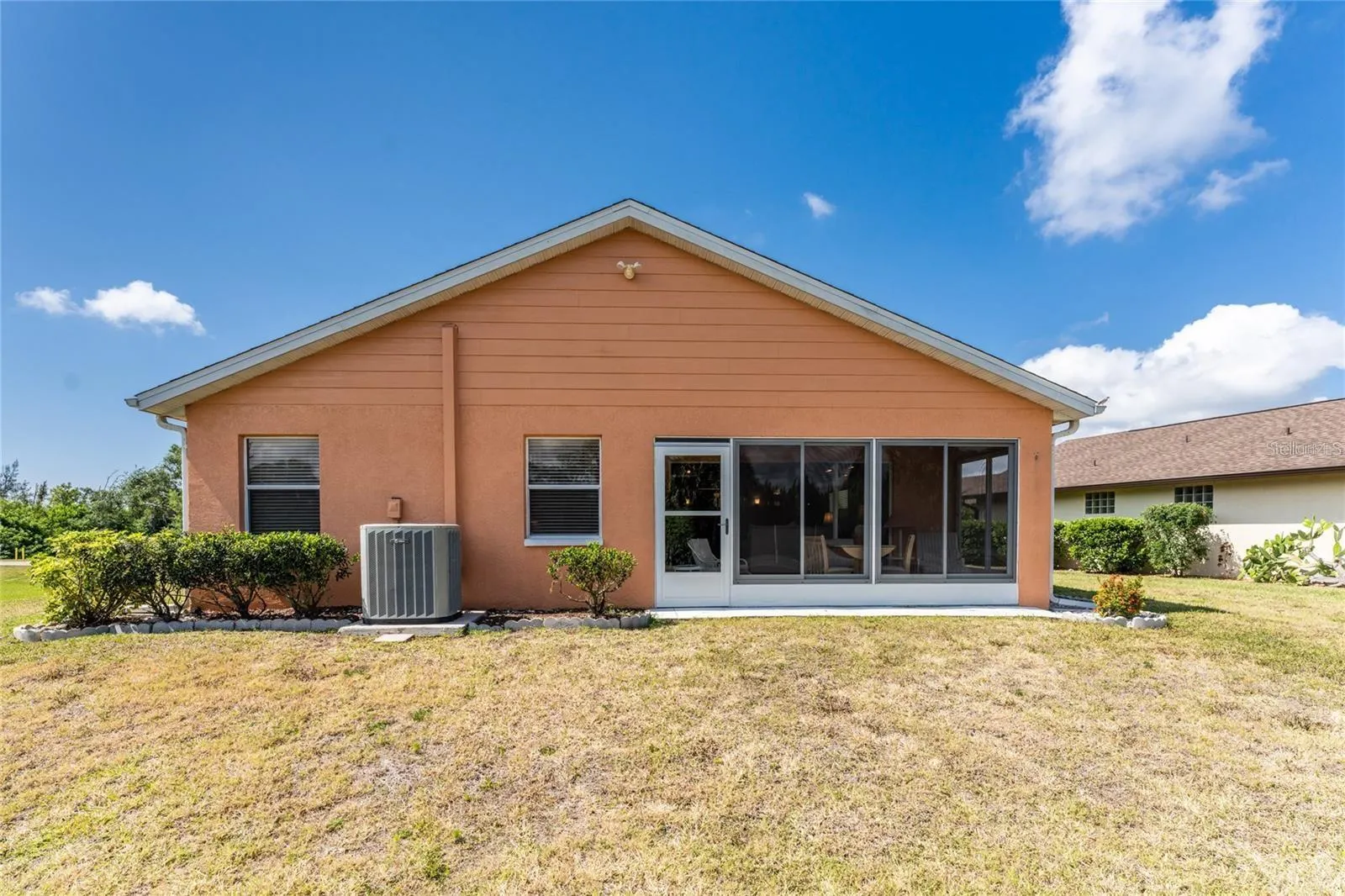 4224 OAK TERRACE CIR
