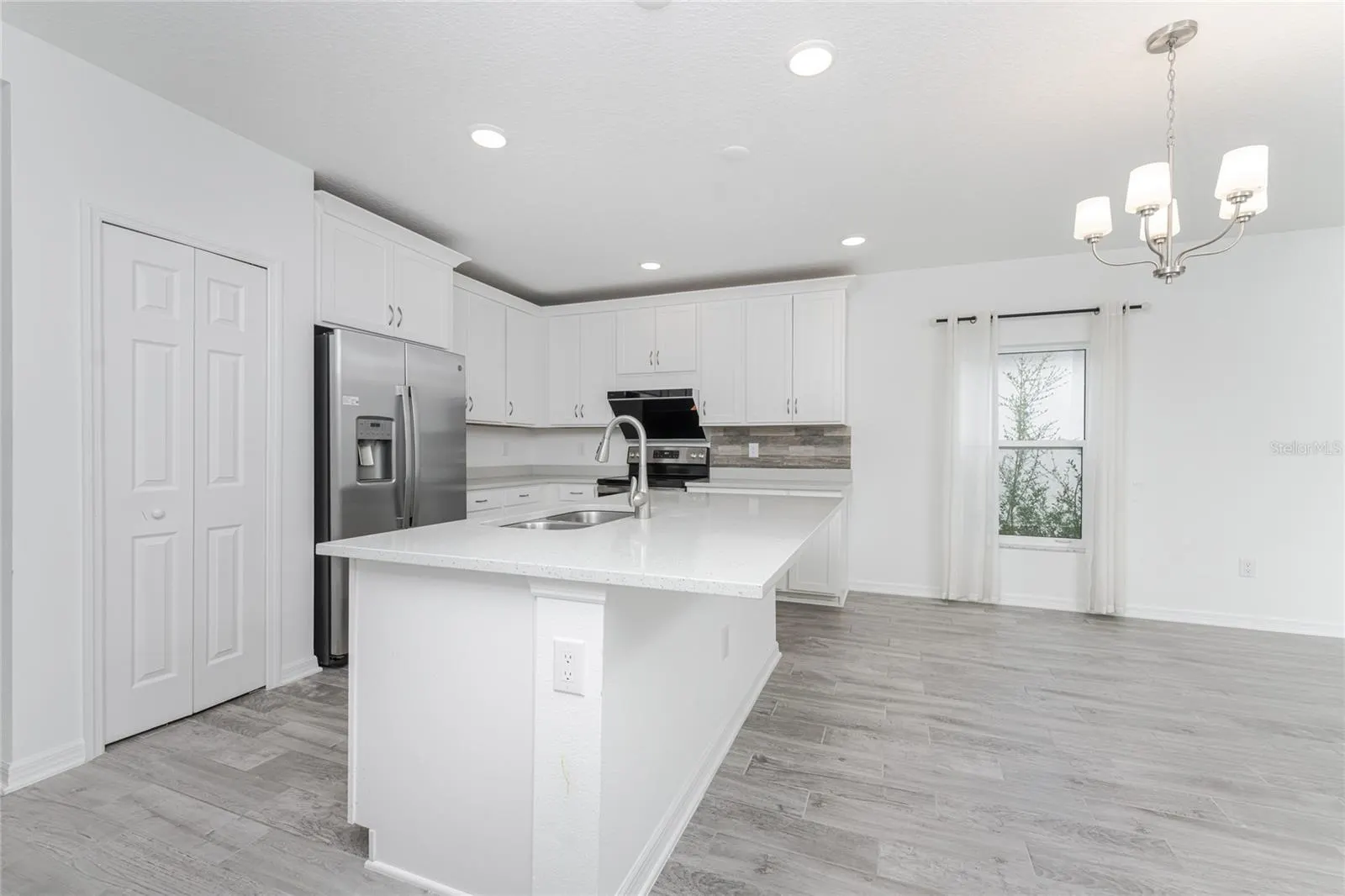 16812 CELEBRATION DR