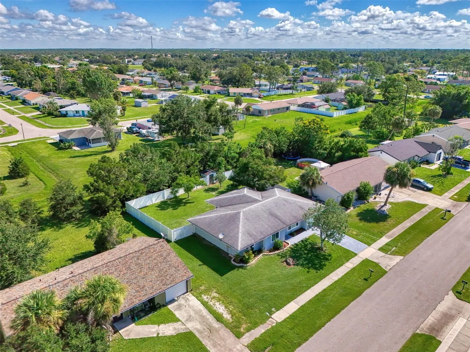 7160 ELYTON DR