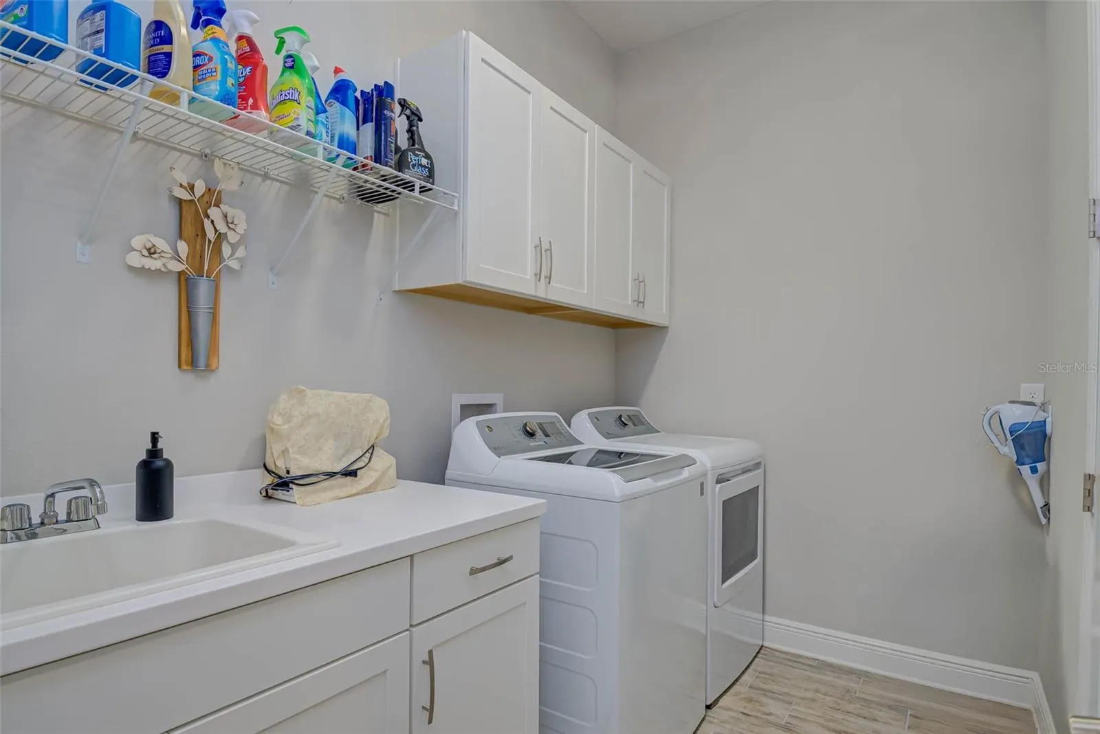 26737 WEISKOPF DR