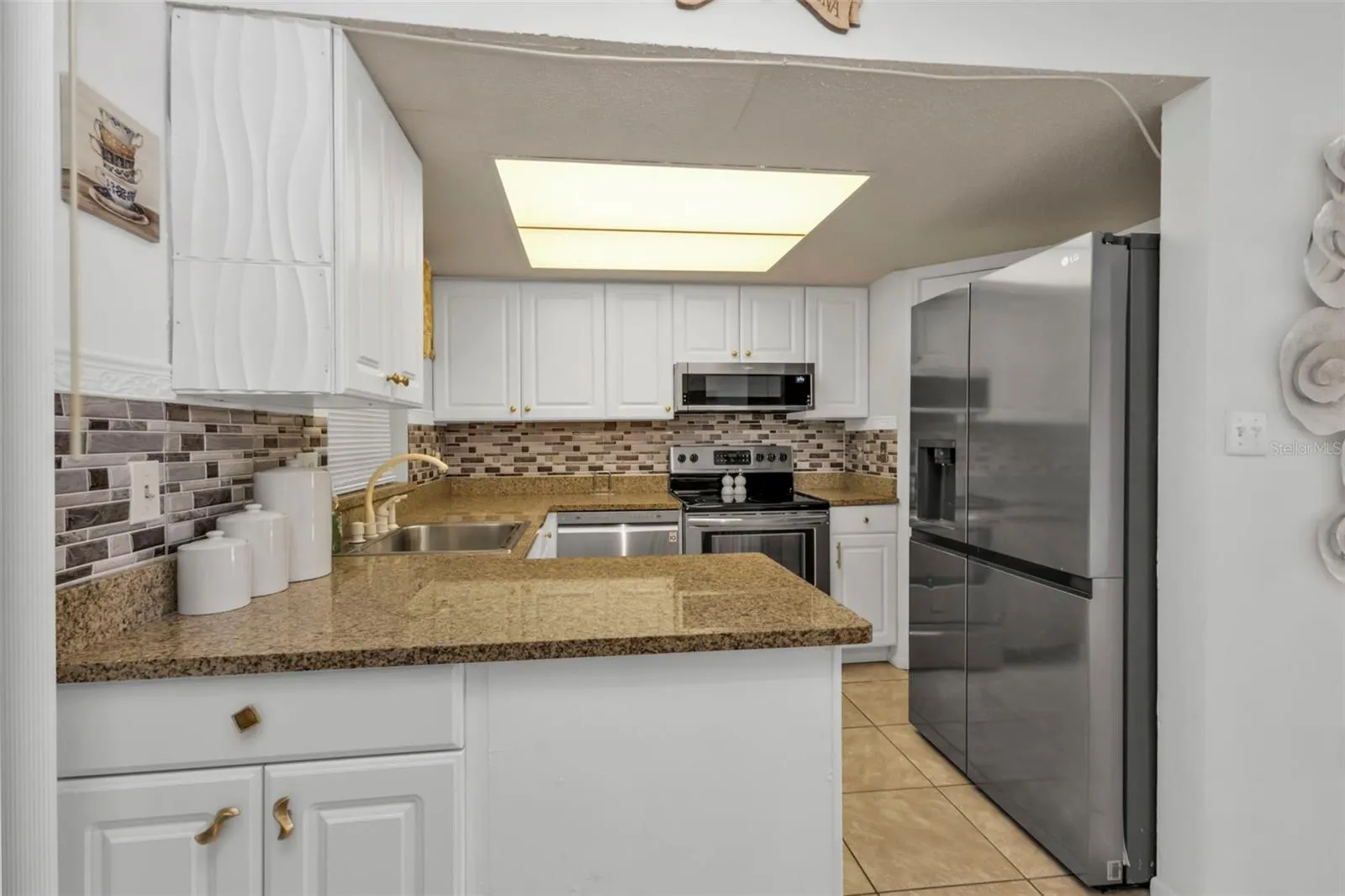 4158 TAMIAMI TRL #E5, #E5