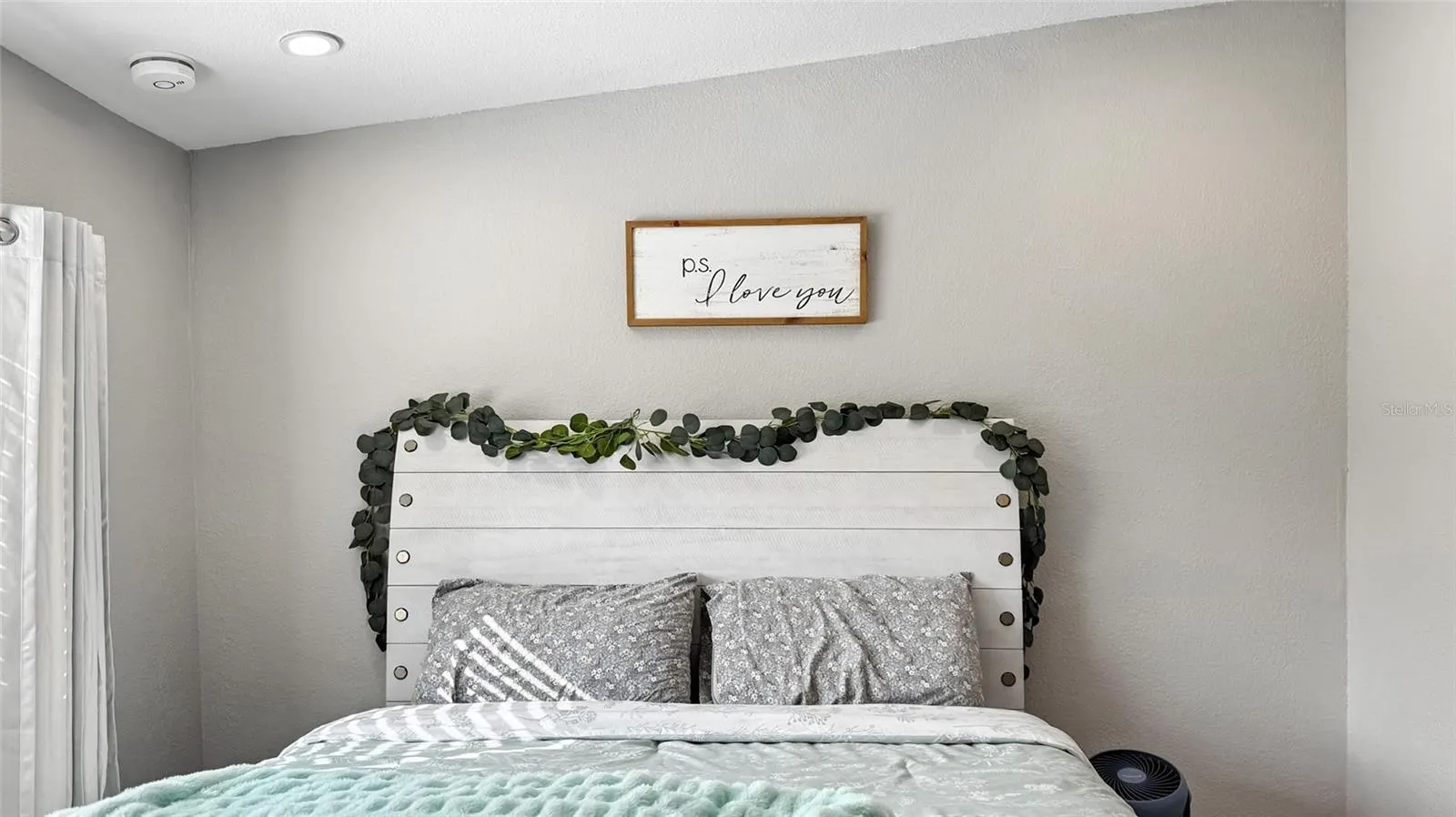 2804 STARLITE LN