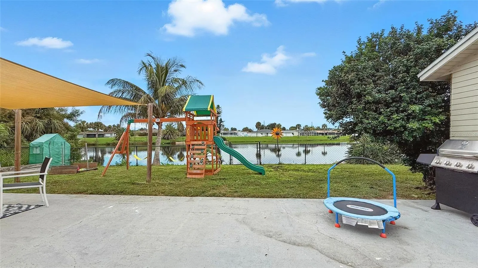 2804 STARLITE LN