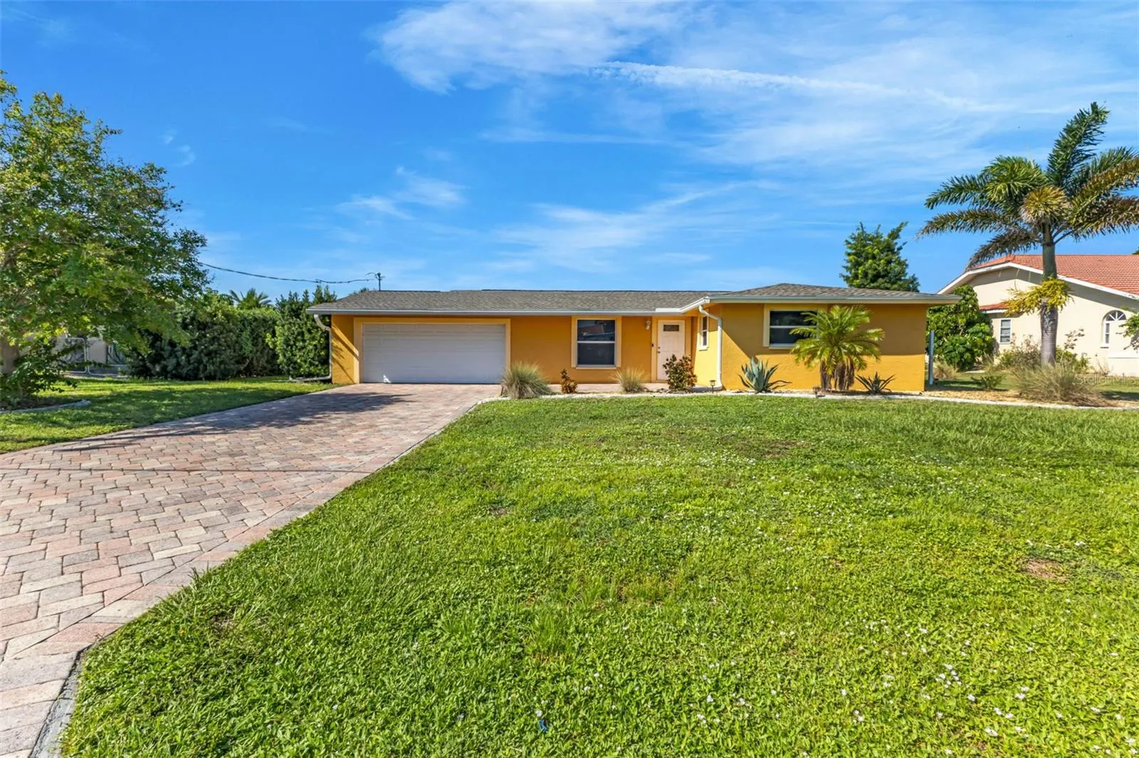 115 SINCLAIR SE