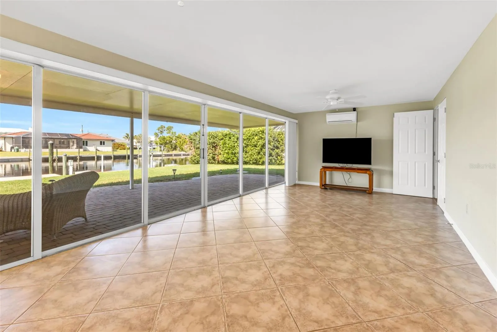 115 SINCLAIR SE