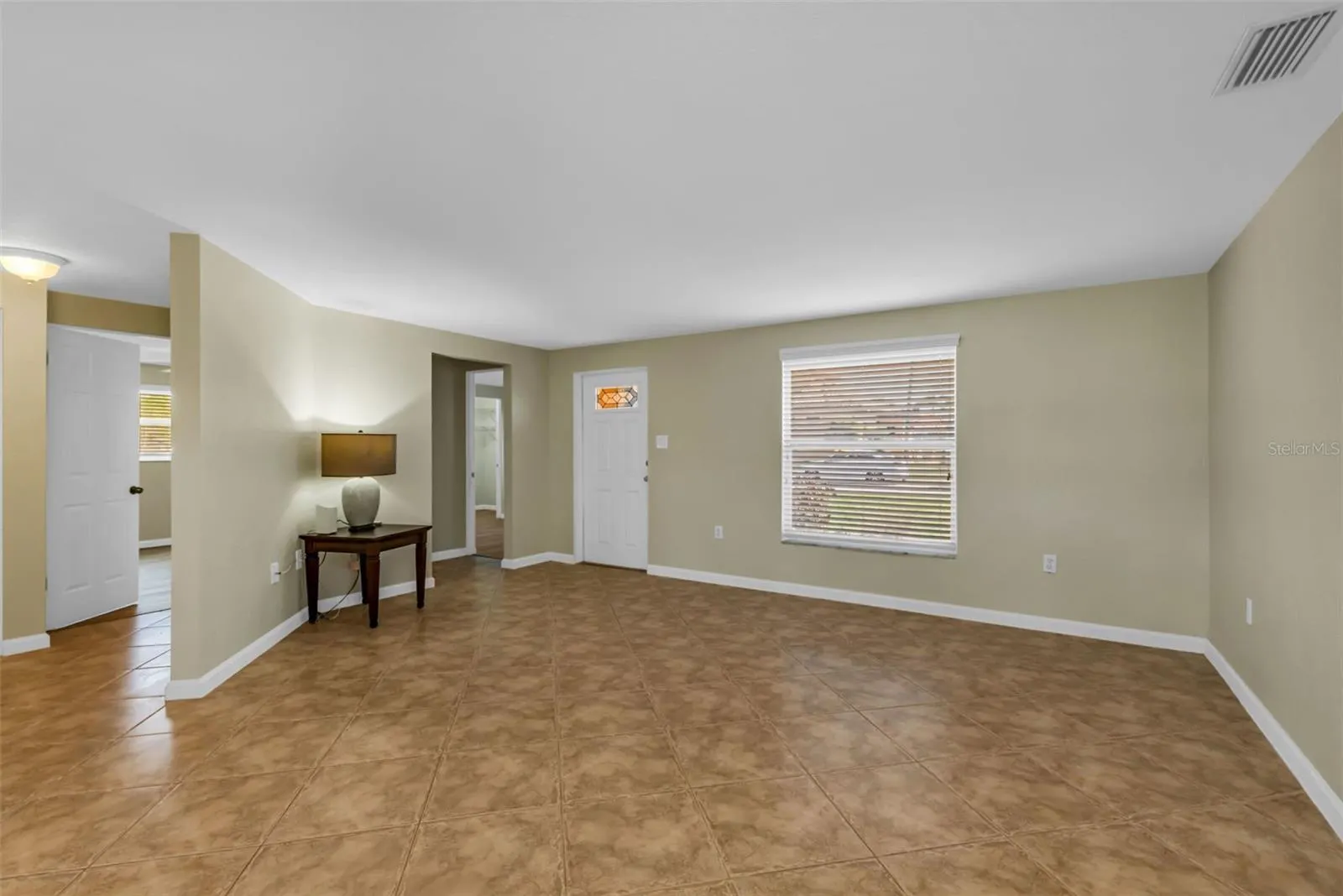 115 SINCLAIR SE