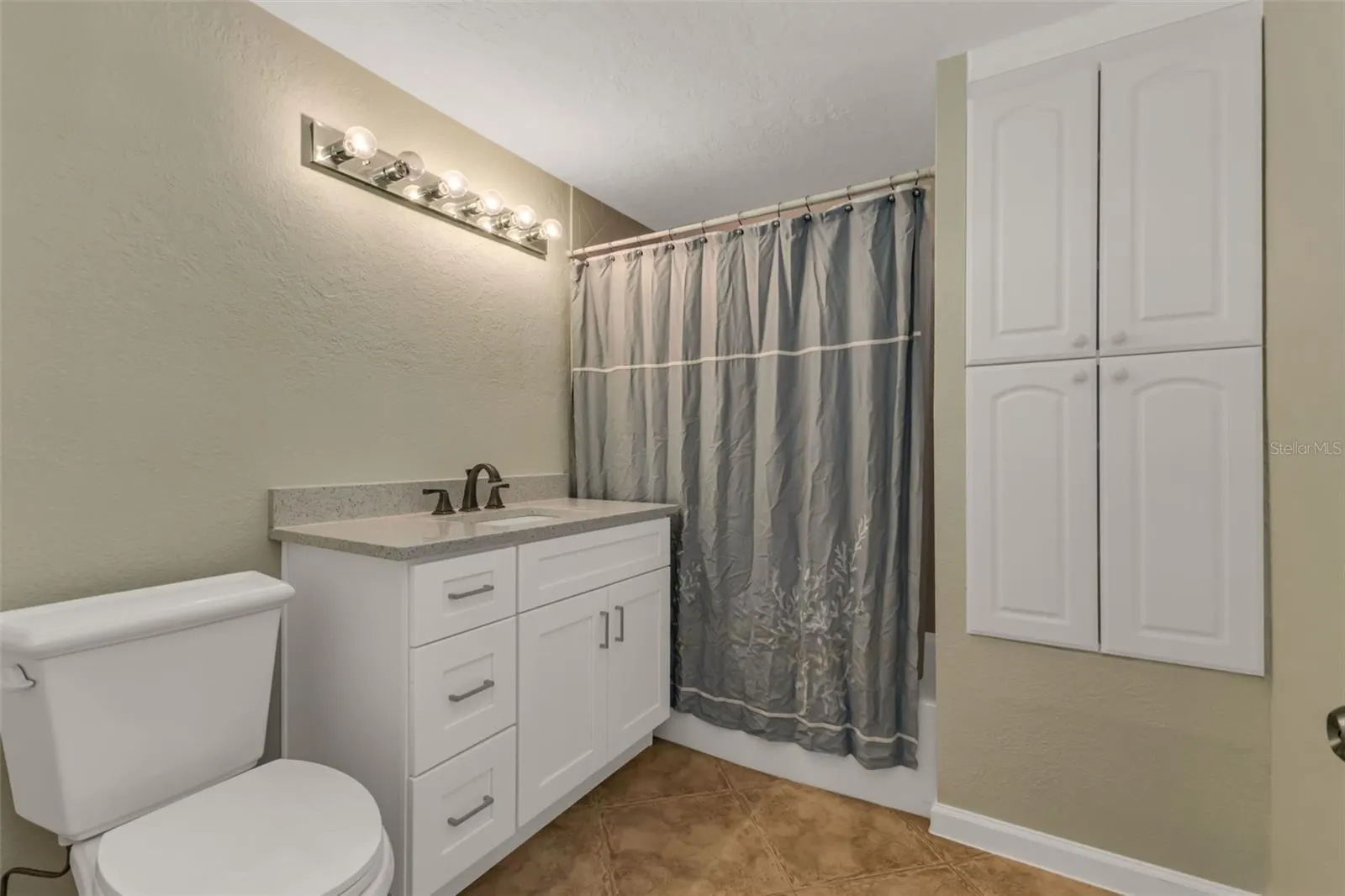 115 SINCLAIR SE