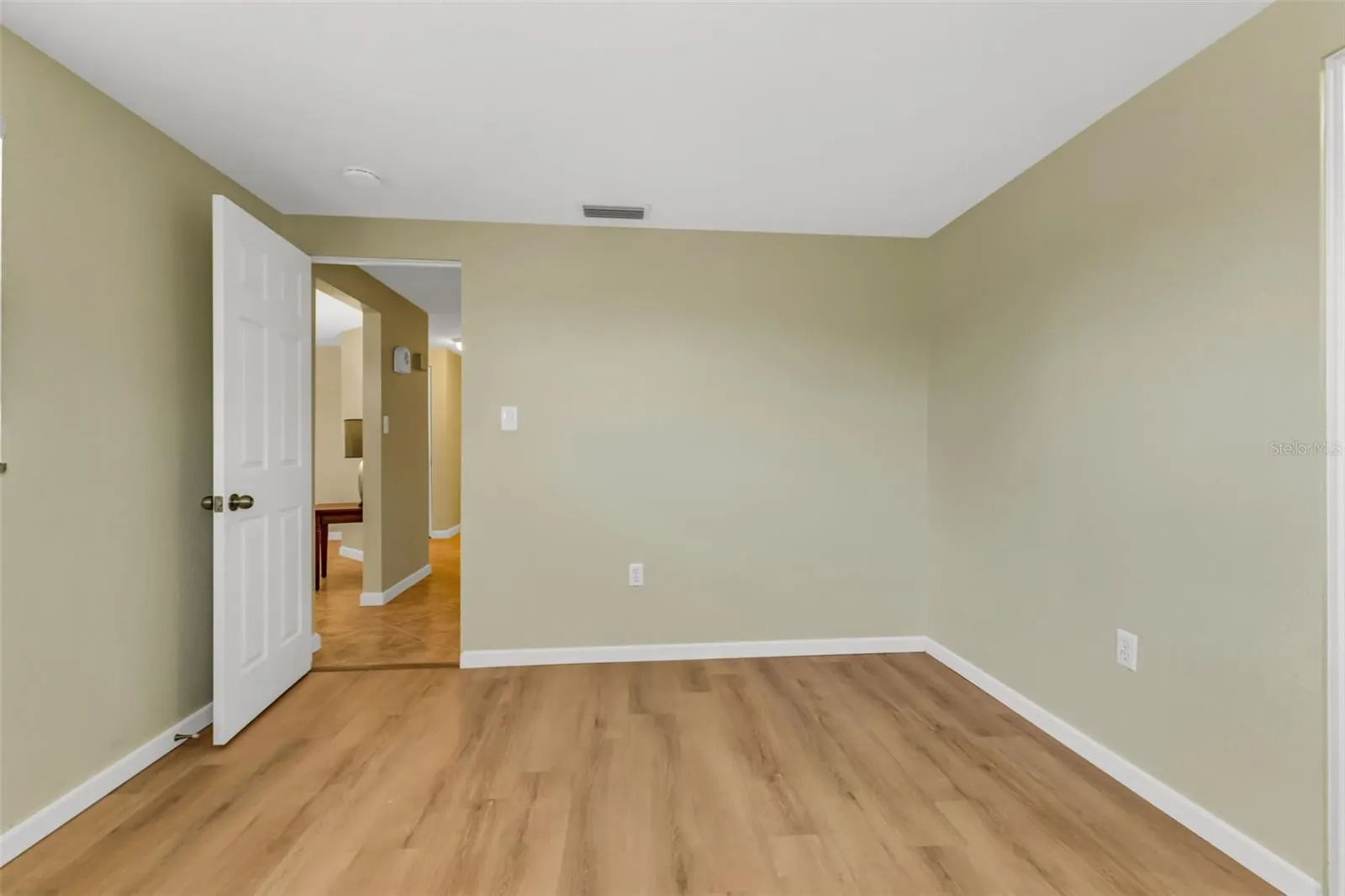 115 SINCLAIR SE