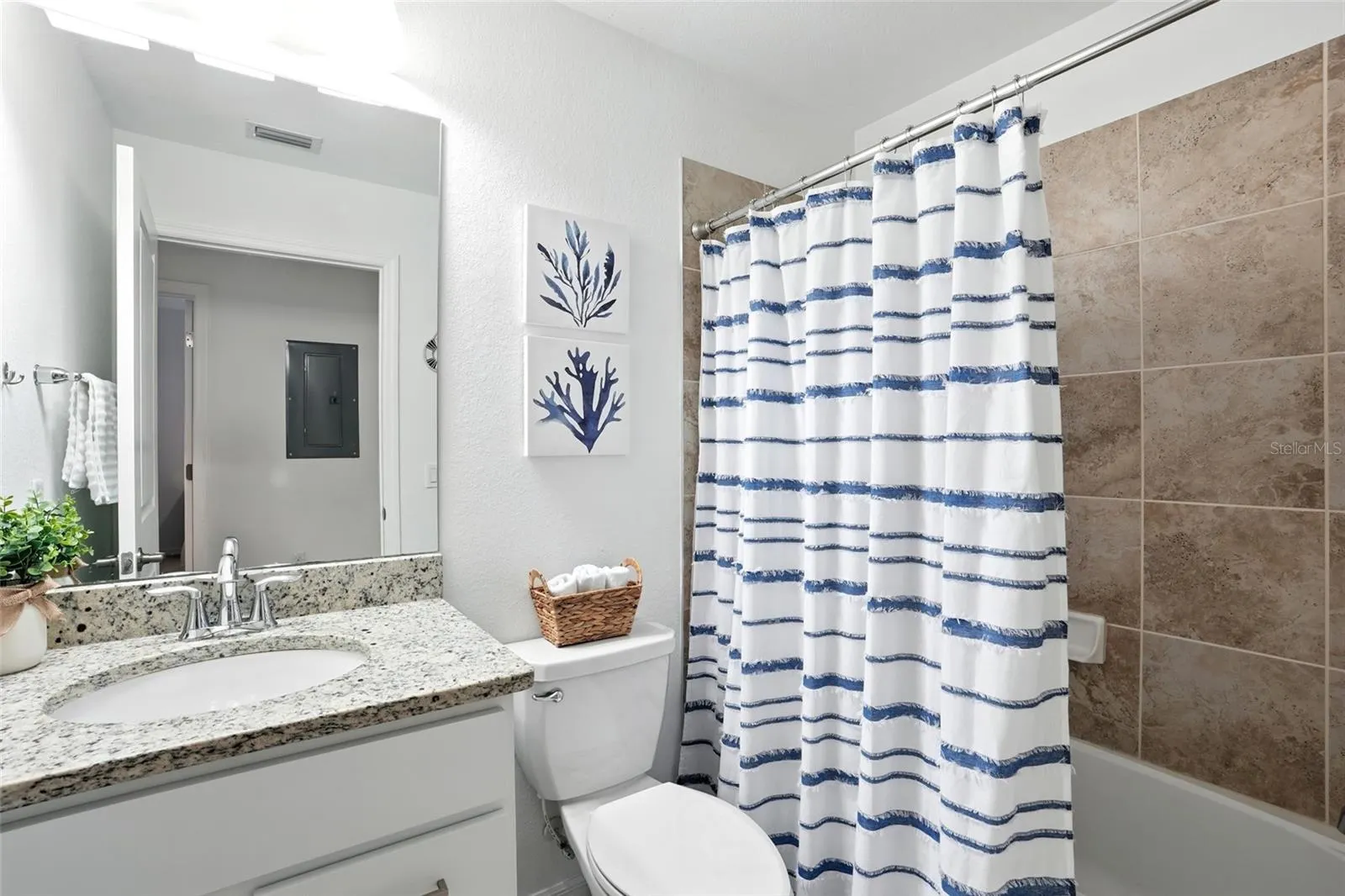 14070 HERITAGE LANDING BLVD #413, #413
