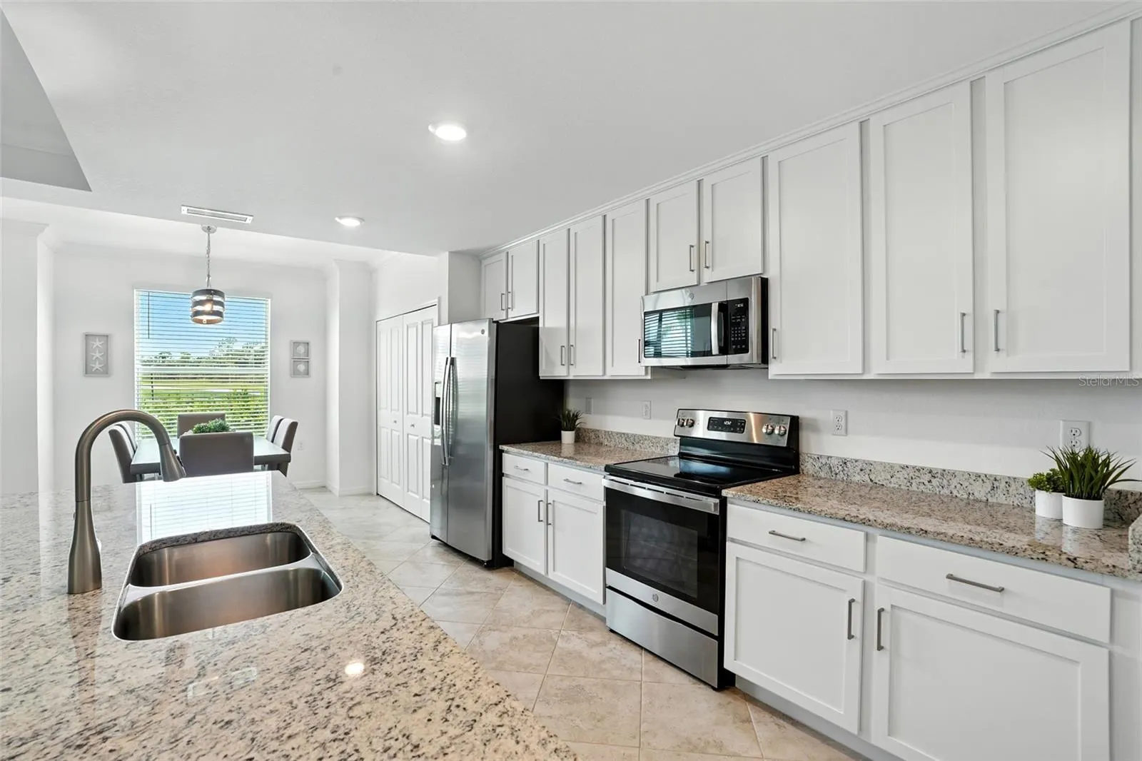 14070 HERITAGE LANDING BLVD #413, #413