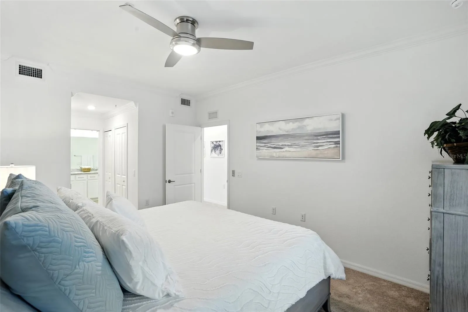 14070 HERITAGE LANDING BLVD #413, #413