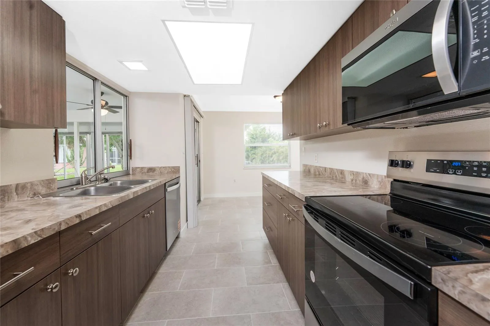 210 DELIDO CT