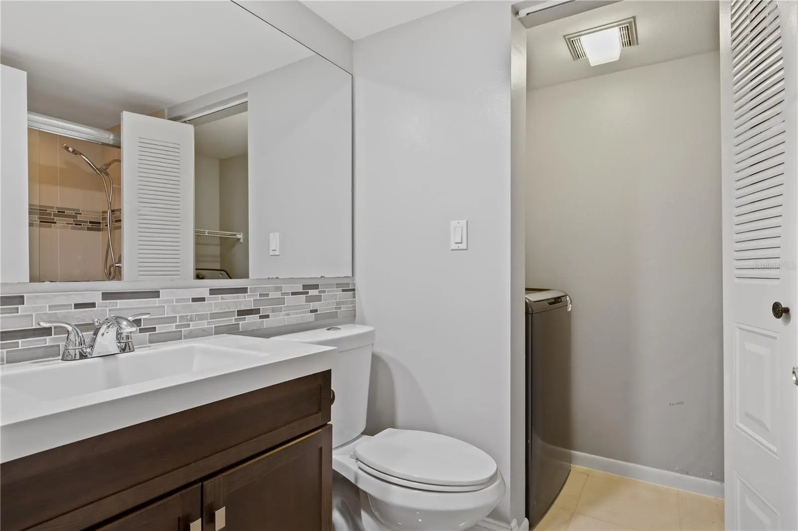 5224 CEDARBEND DR #4, #4