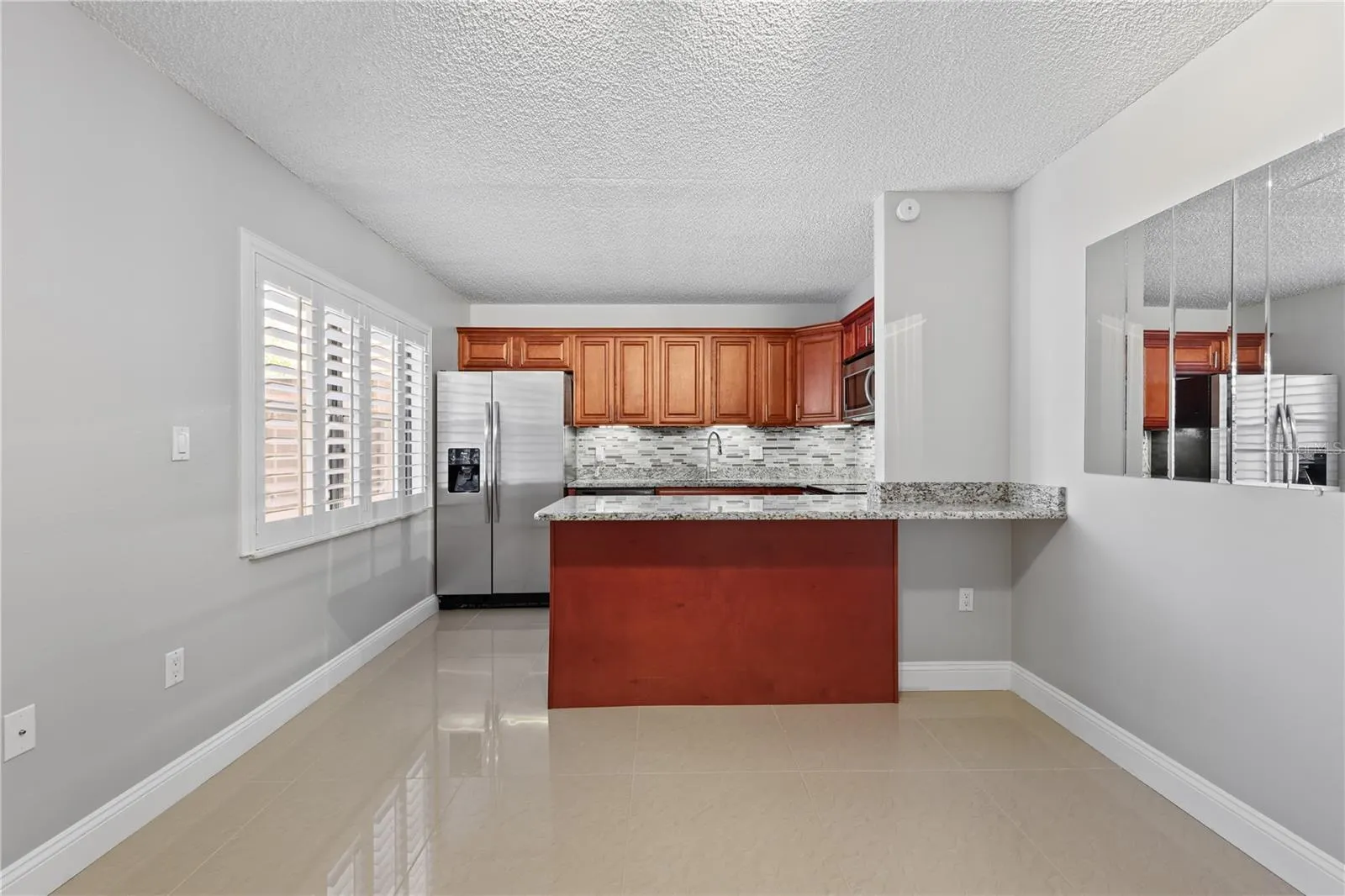 5224 CEDARBEND DR #4, #4
