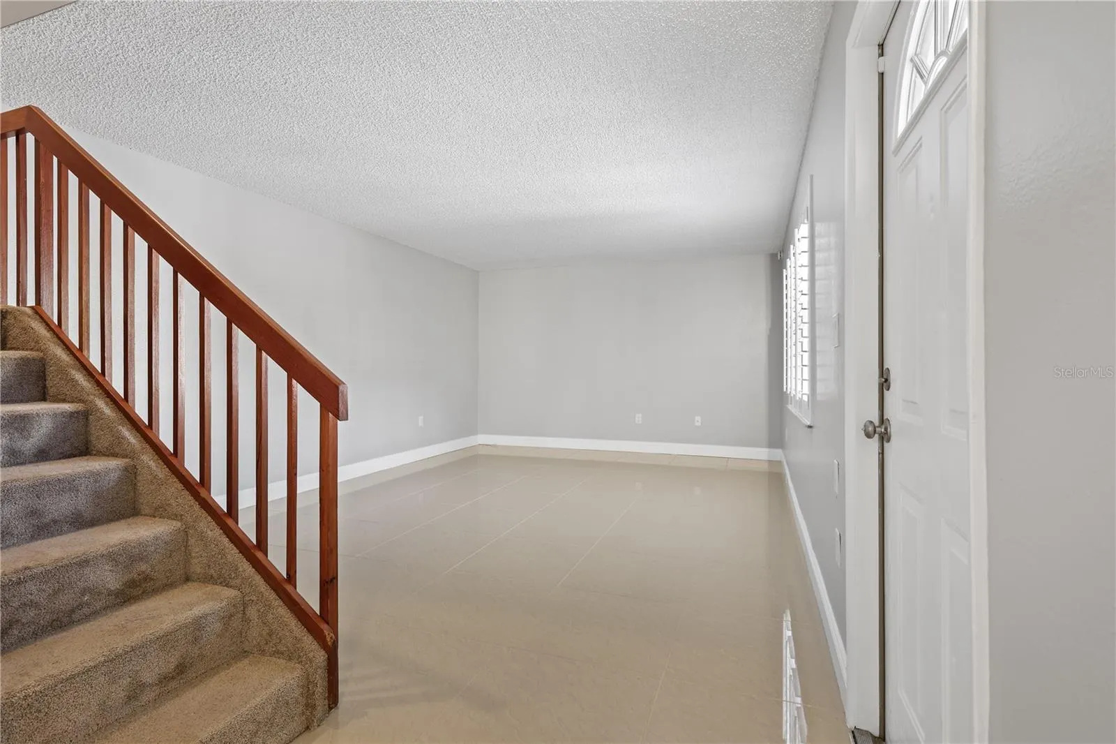 5224 CEDARBEND DR #4, #4