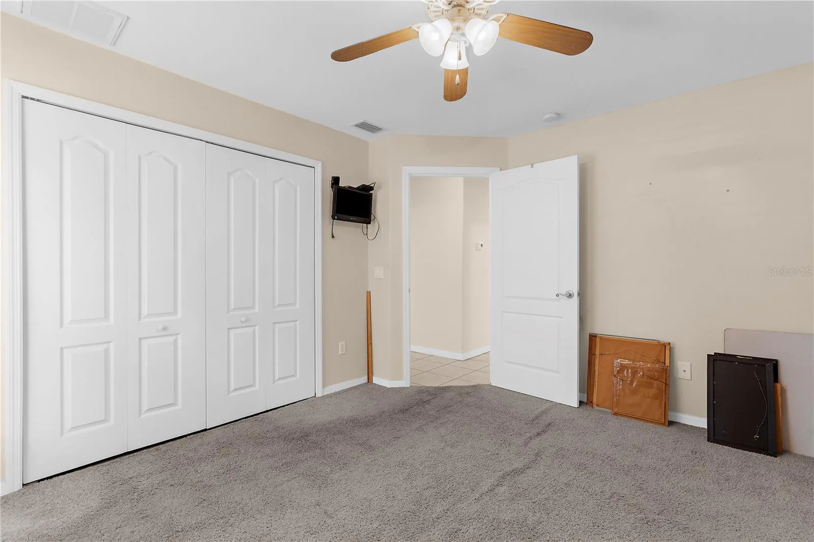 2744 S HABERLAND BLVD