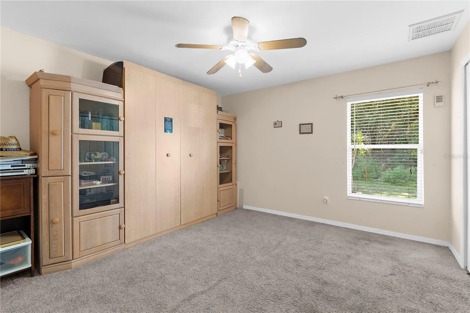 2744 S HABERLAND BLVD