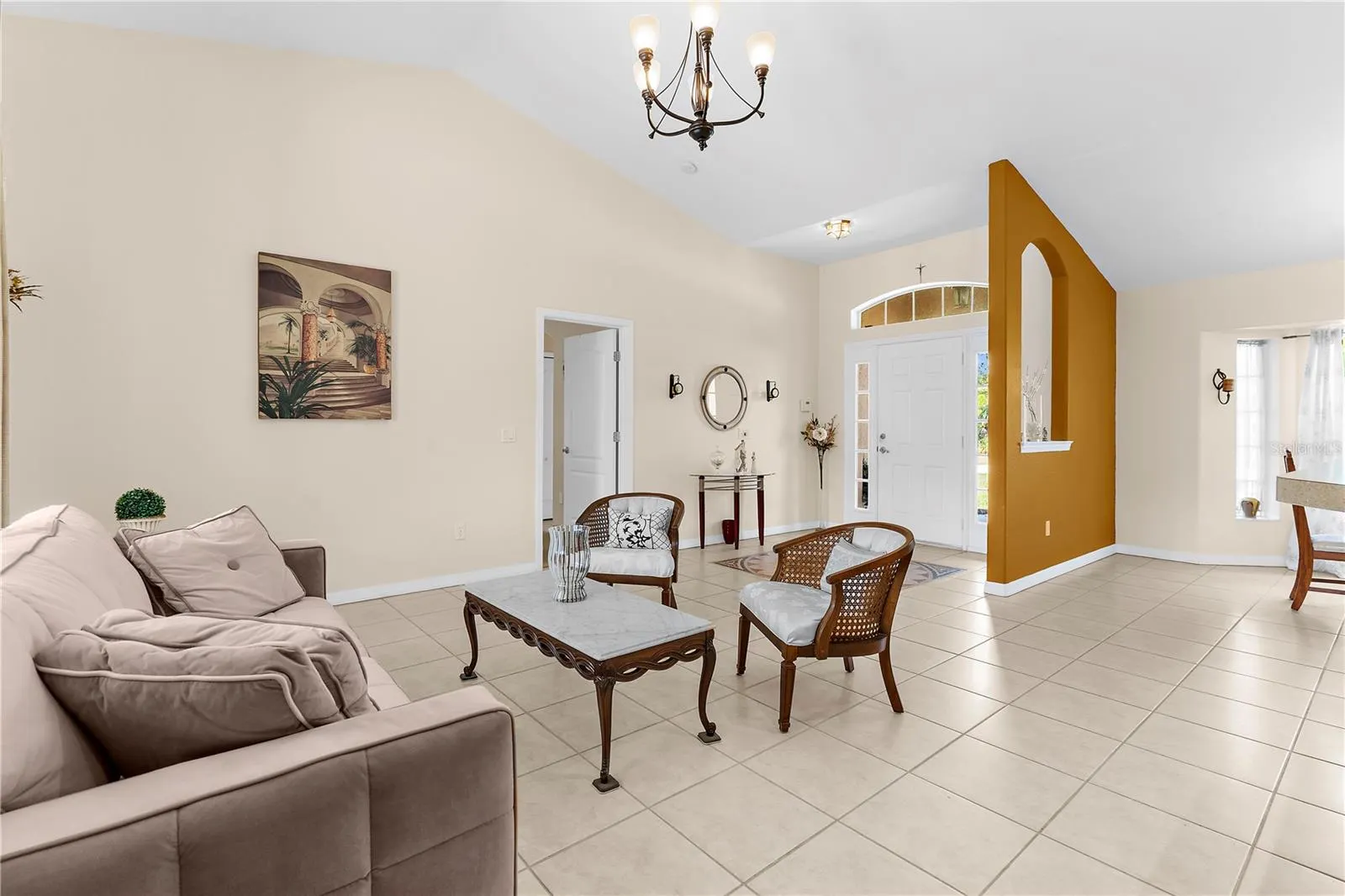2744 S HABERLAND BLVD