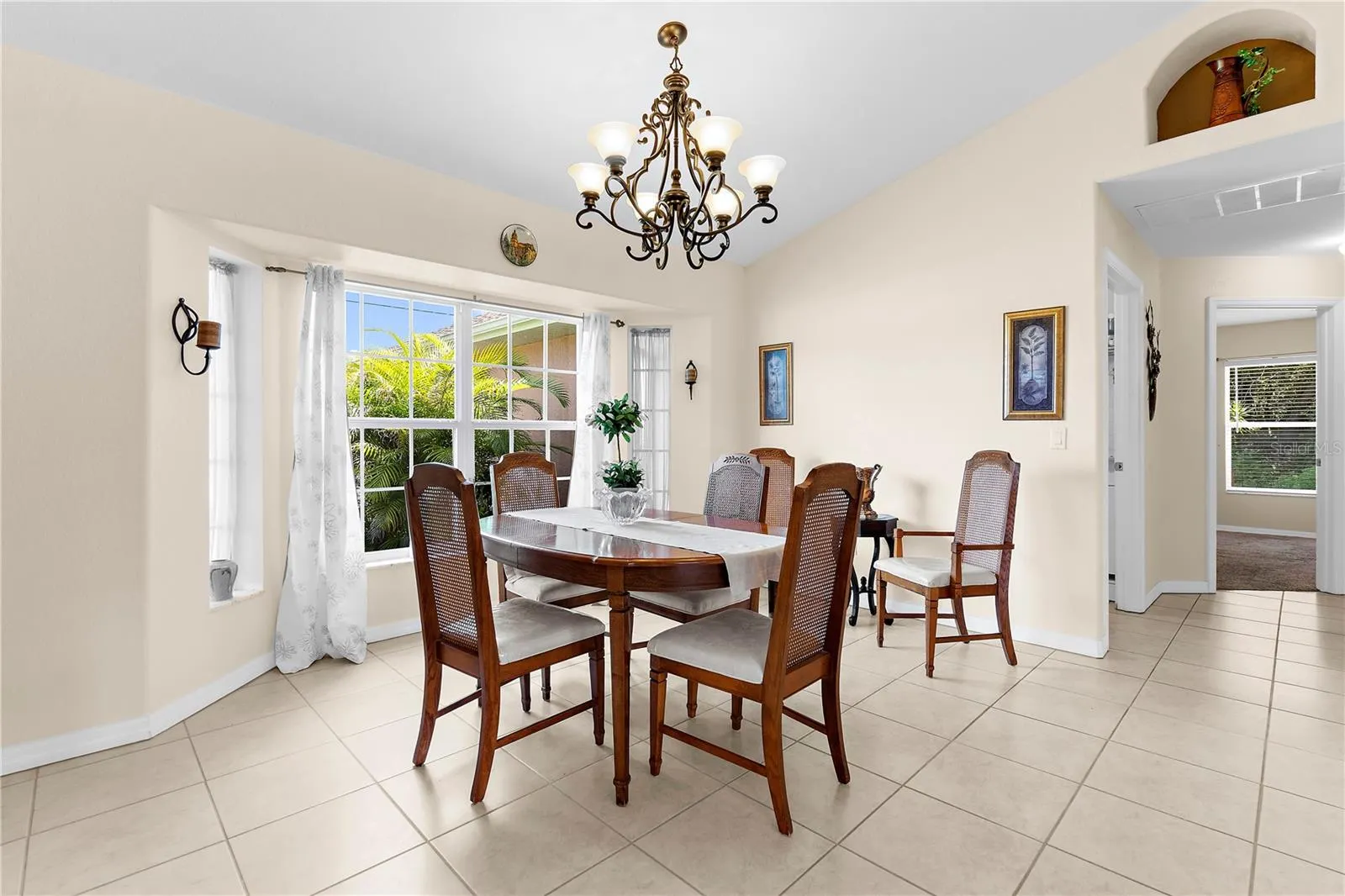 2744 S HABERLAND BLVD